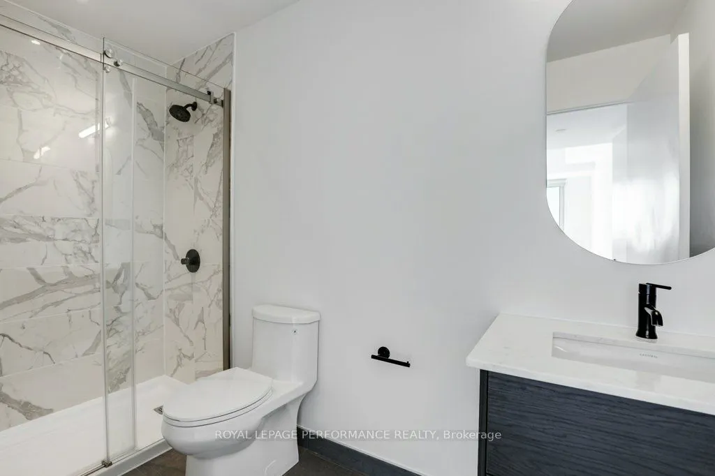 560 Rideau Street #517