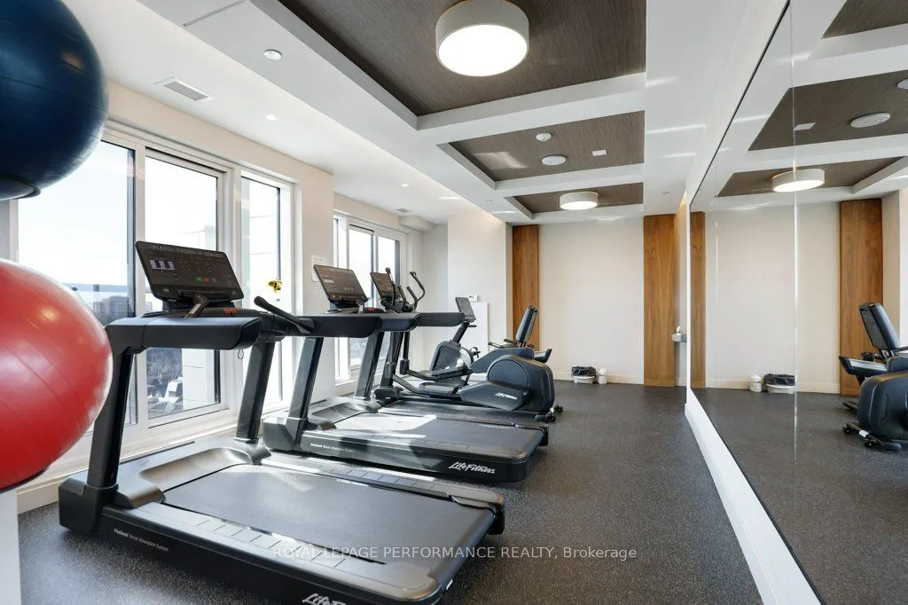 560 Rideau Street #517