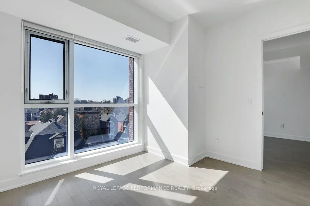560 Rideau Street #517