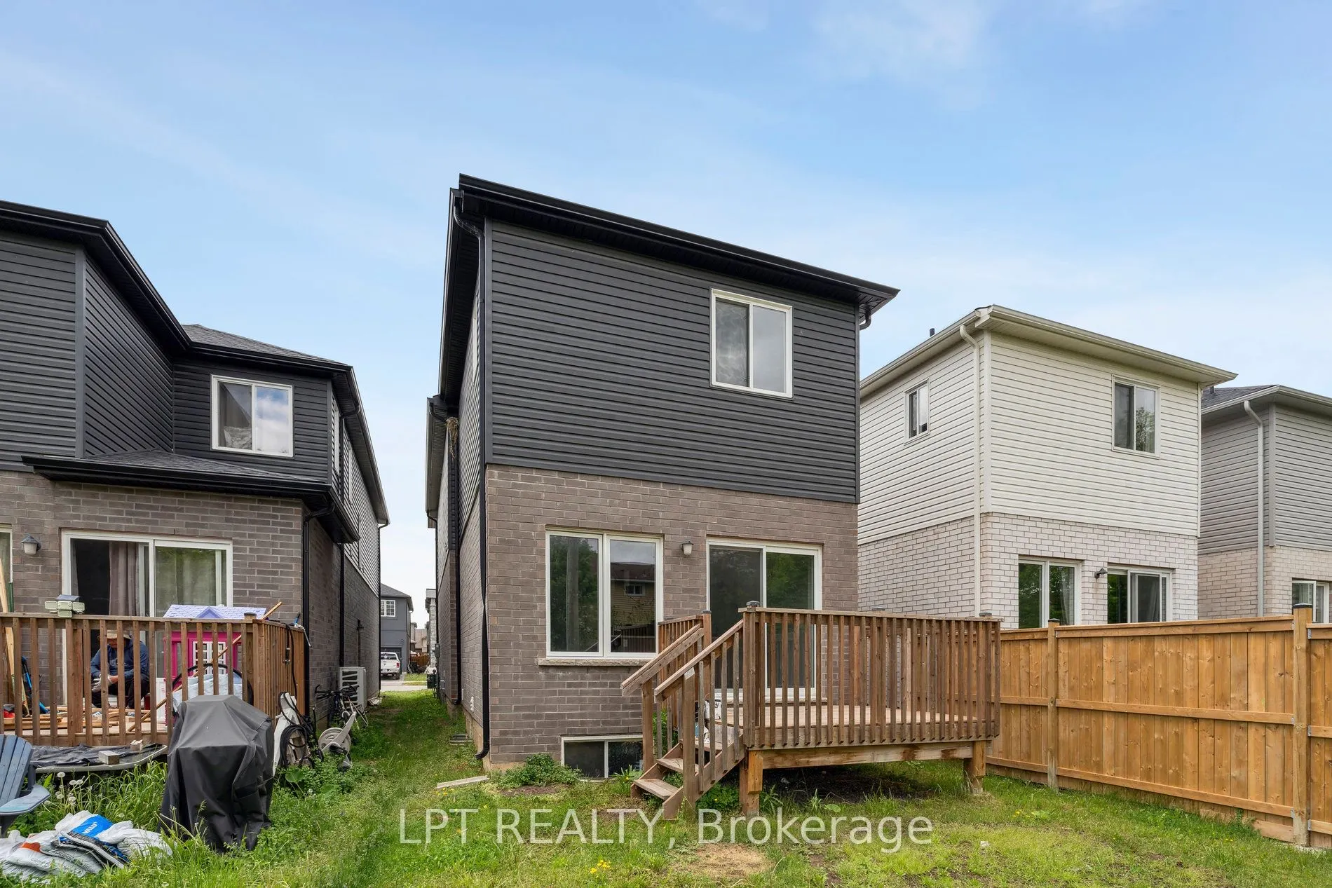 217 Louise Street