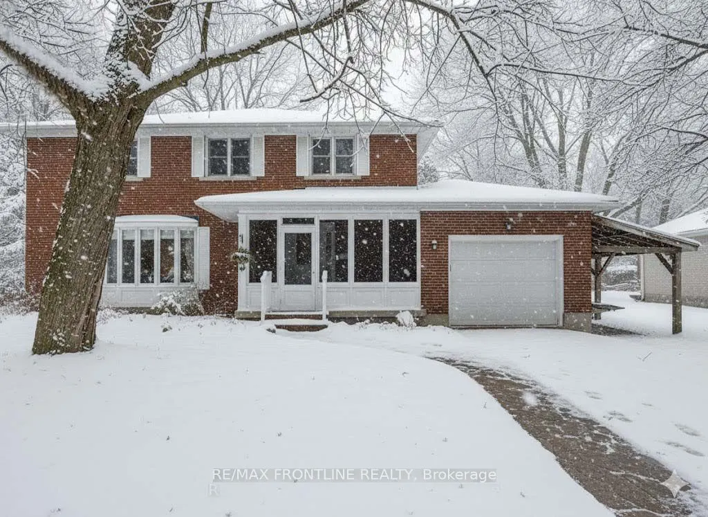 12 Glenview Crescent