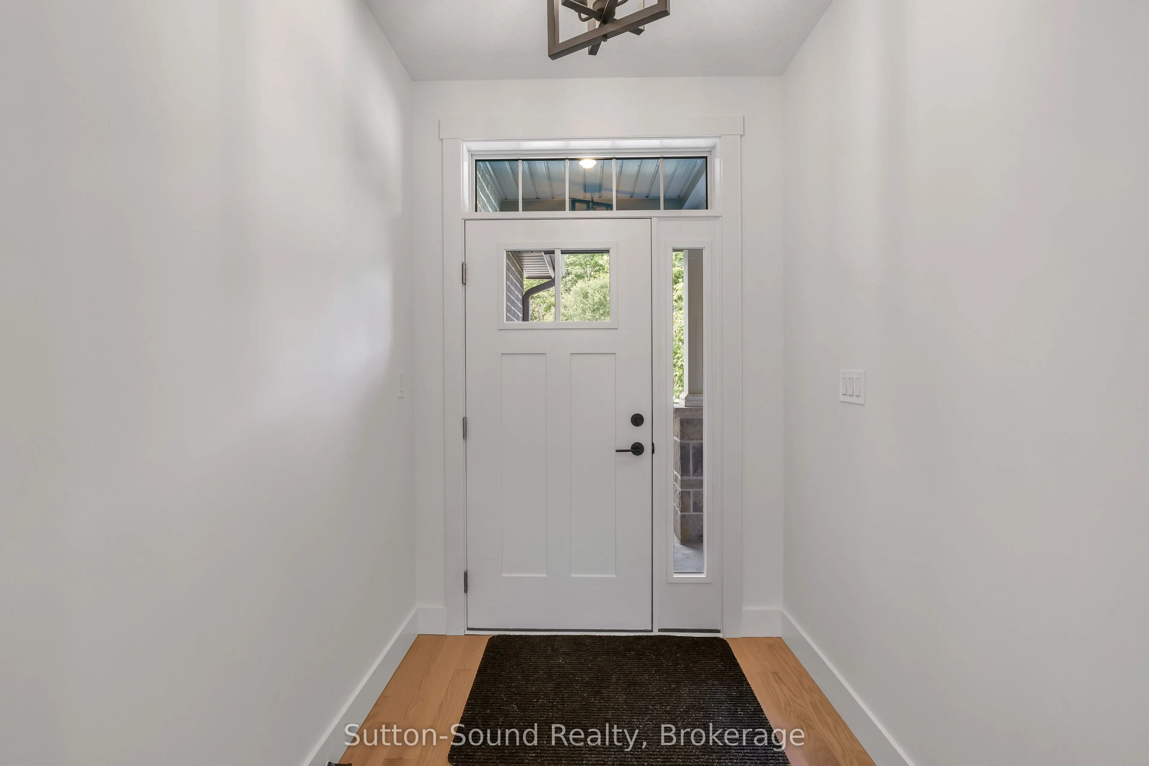 335 6th Avenue W