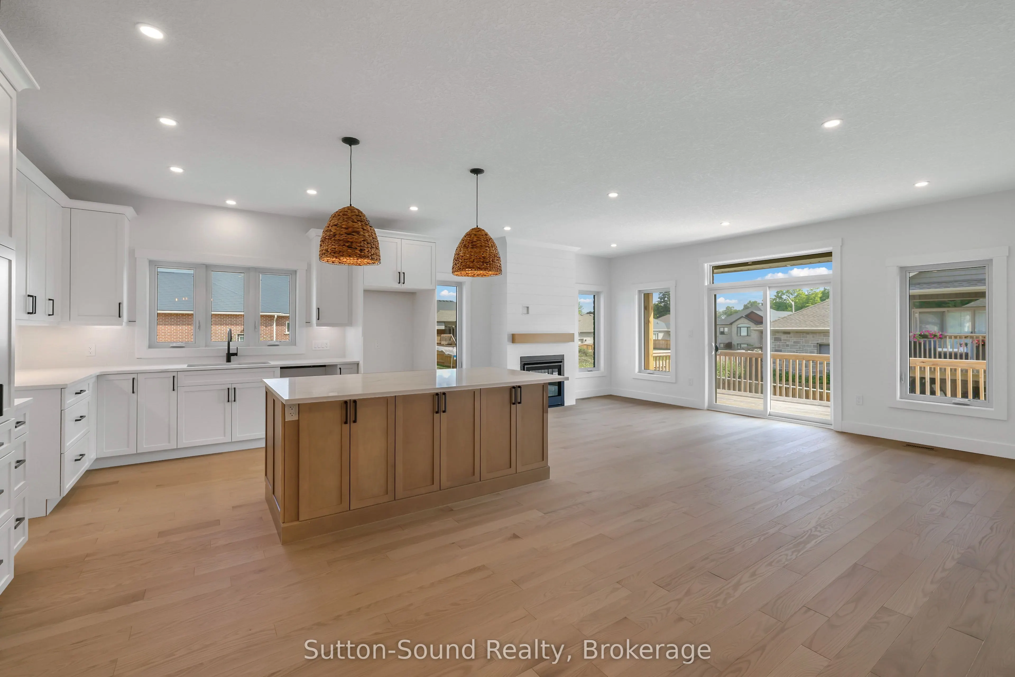 335 6th Avenue W