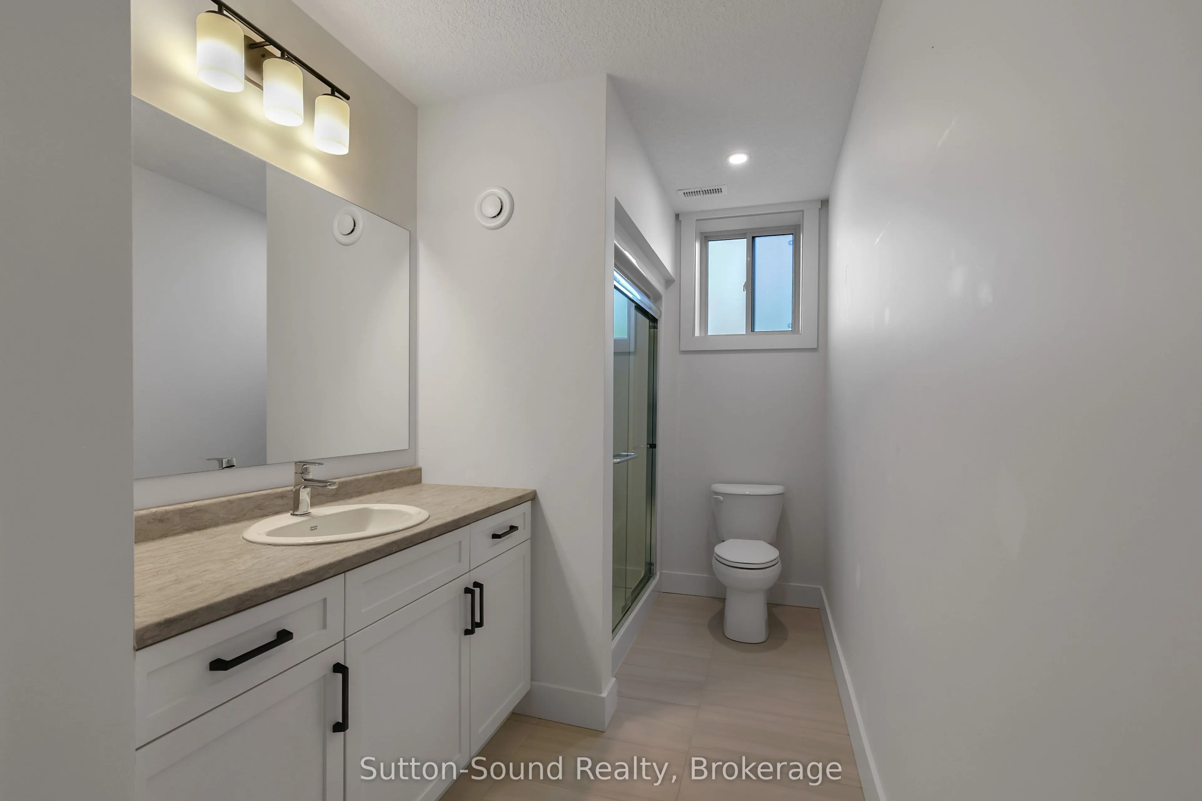 335 6th Avenue W