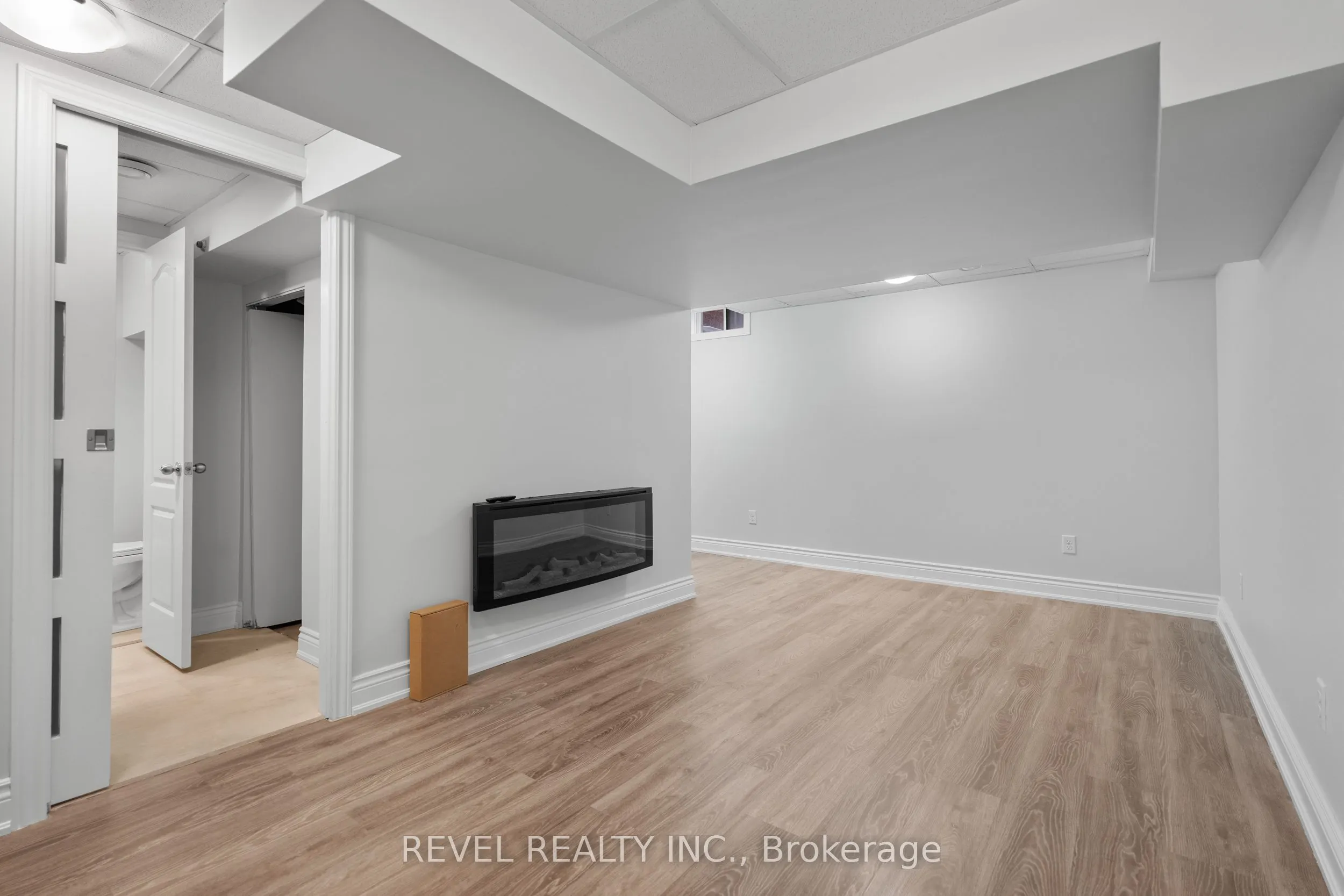 35 Sunset Way