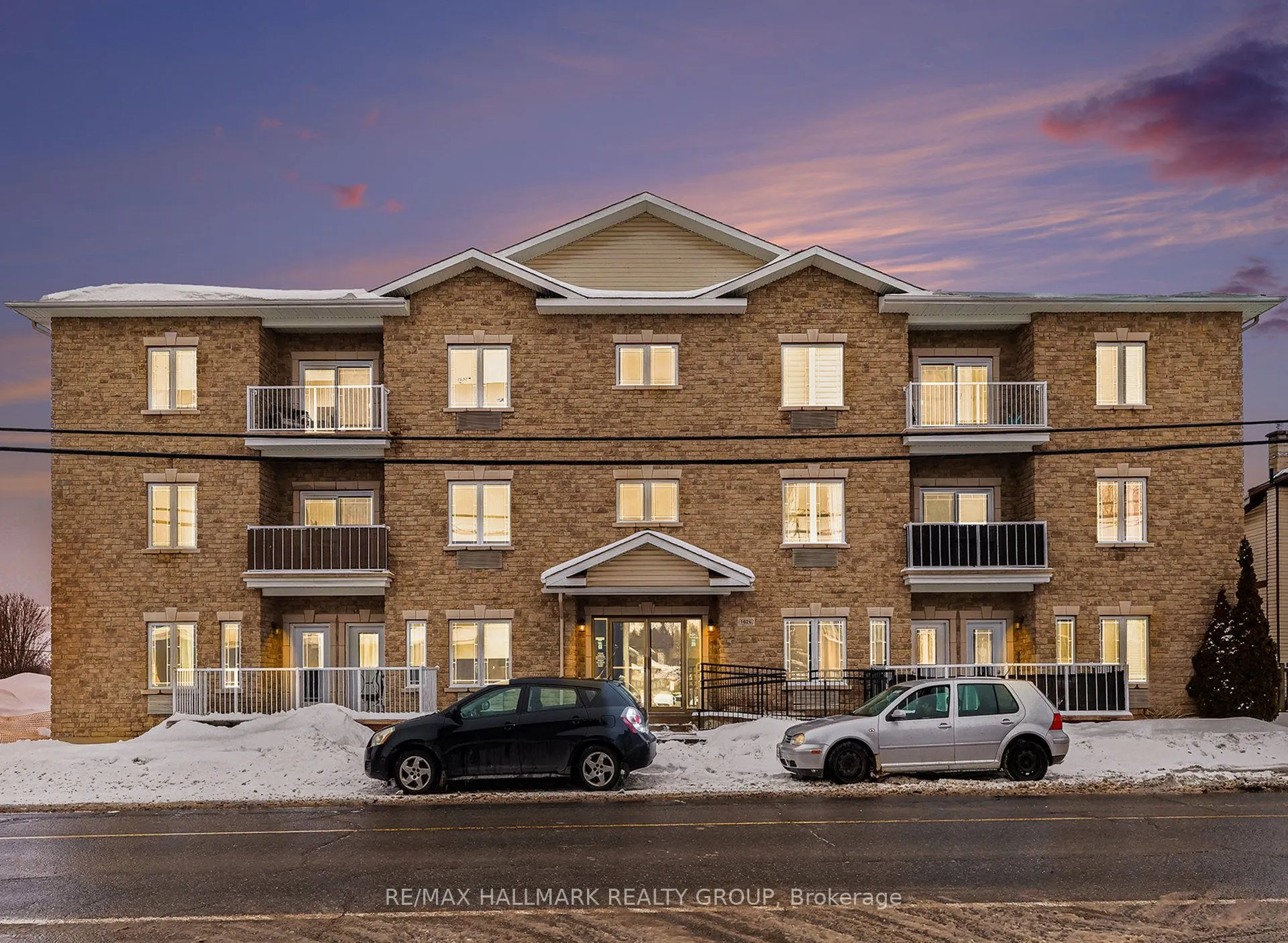 1026 Laurier Street #208