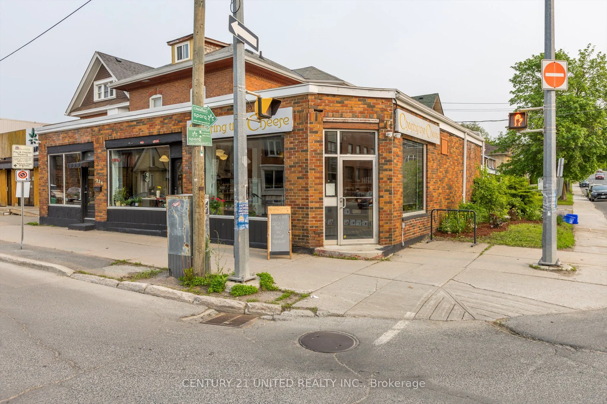 330-334 Charlotte Street W