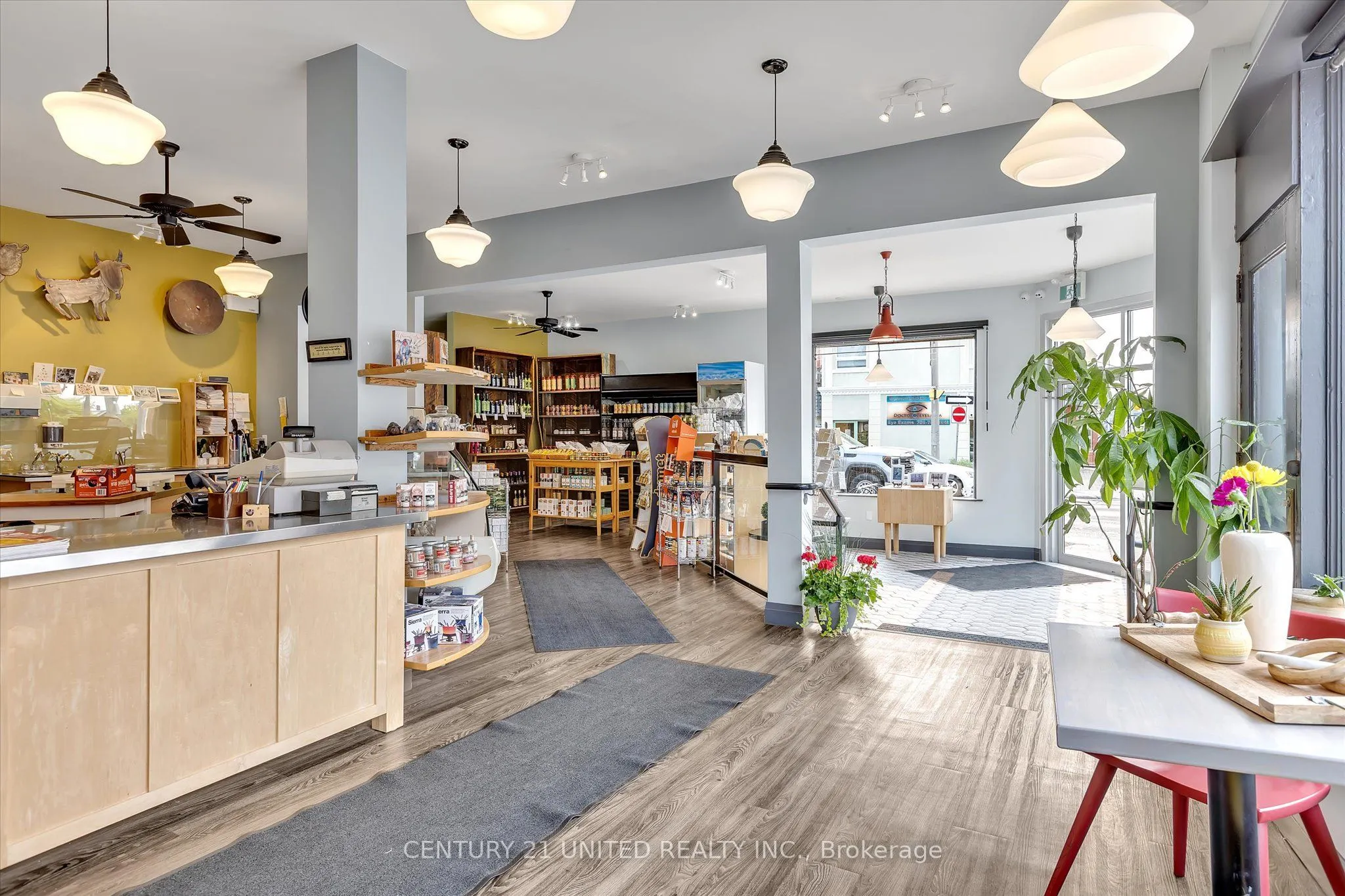 330-334 Charlotte Street W