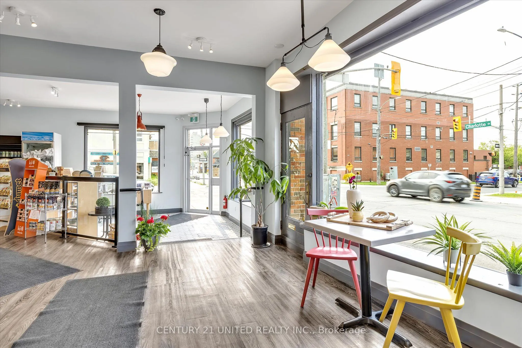 330-334 Charlotte Street W
