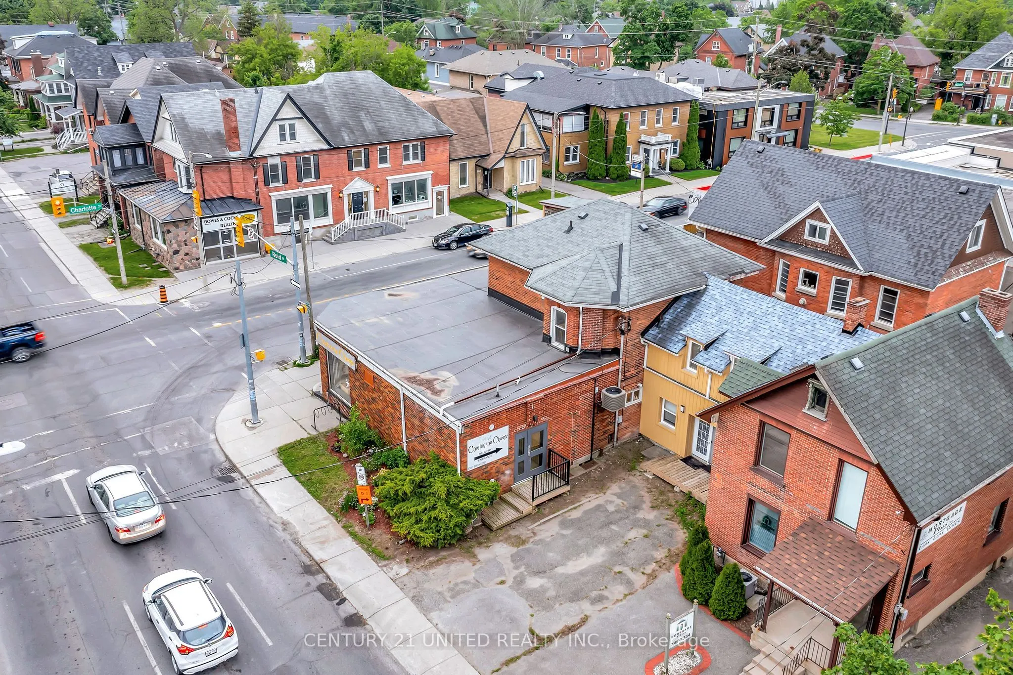 330-334 Charlotte Street W