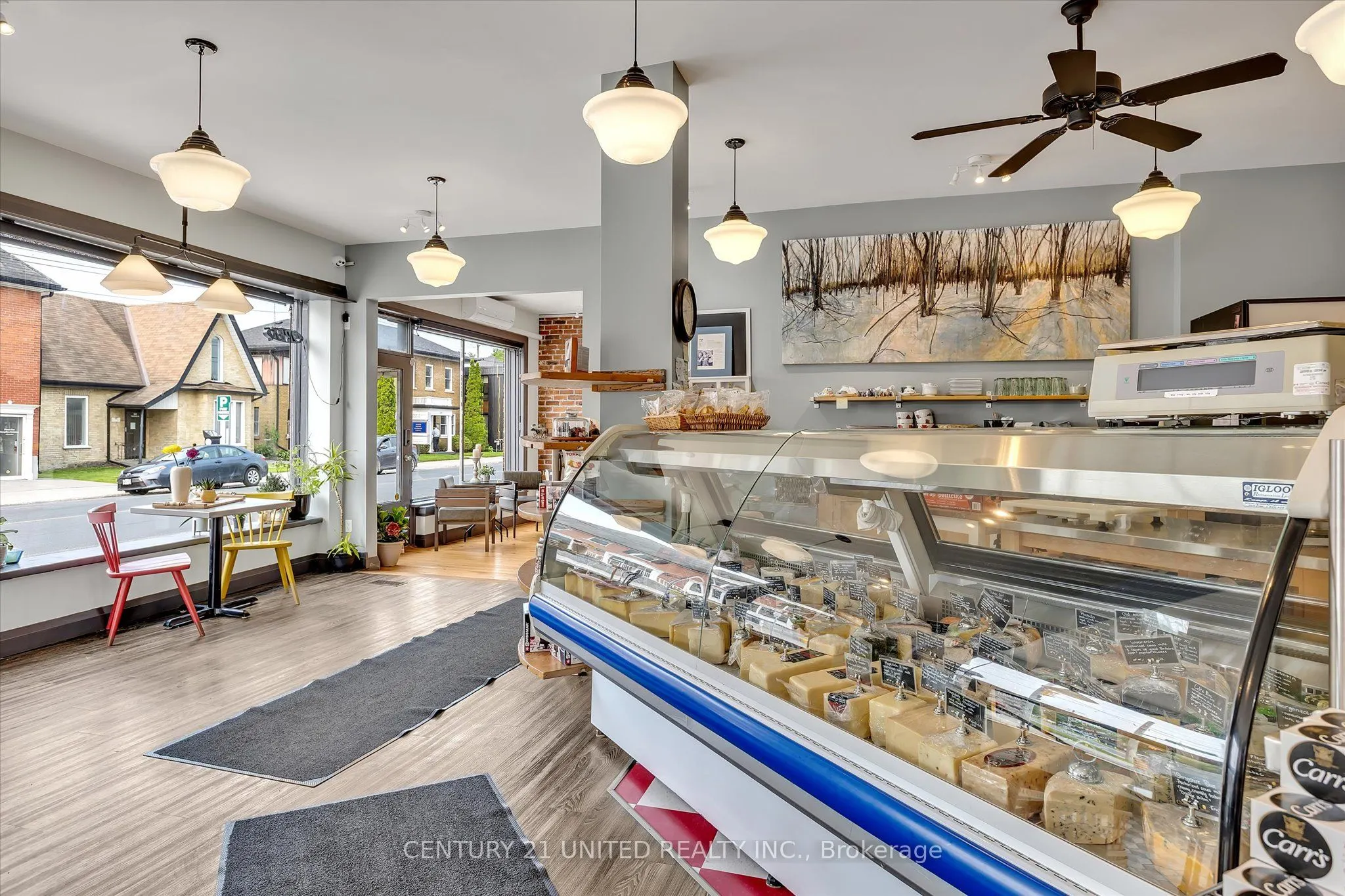 330-334 Charlotte Street W