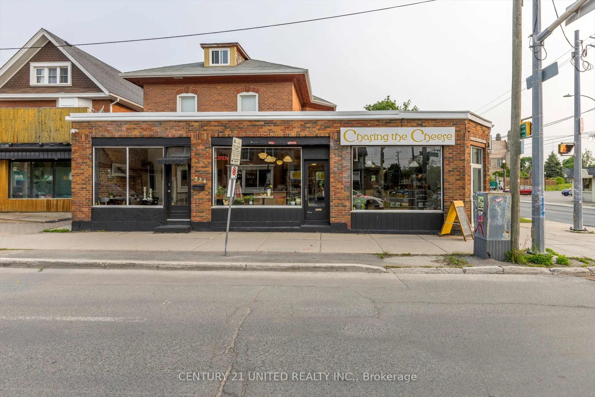 330-334 Charlotte Street W