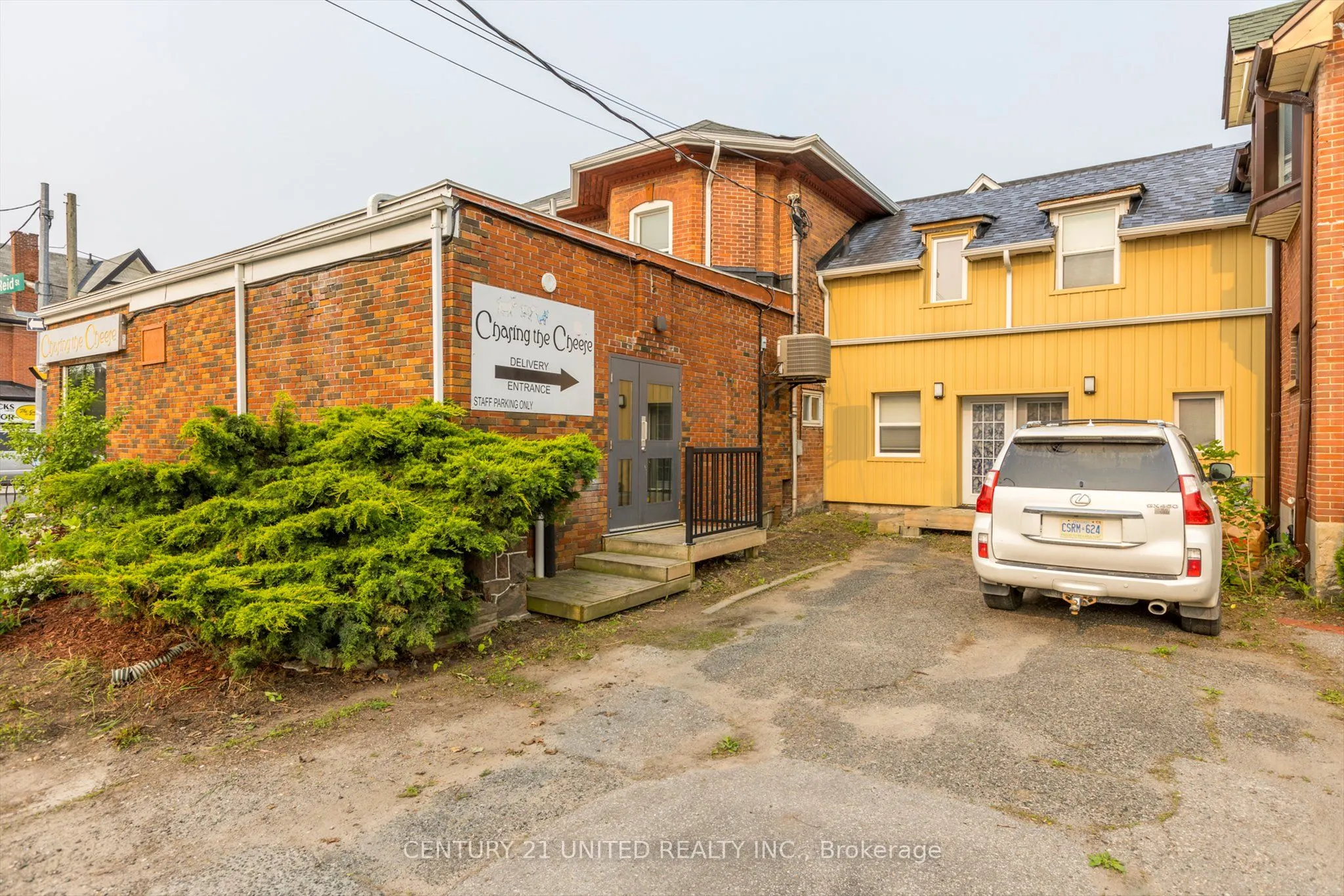 330-334 Charlotte Street W