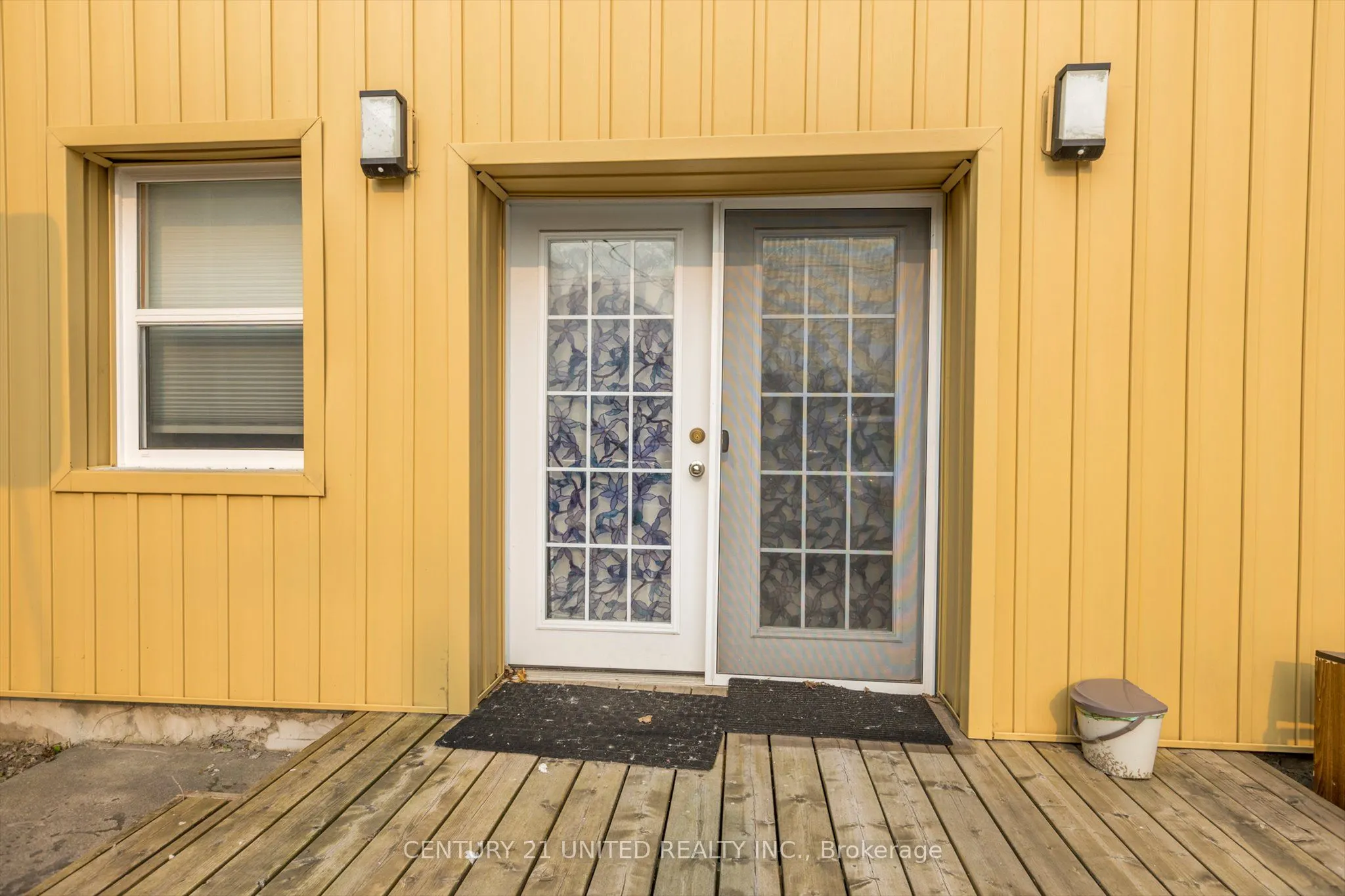 330-334 Charlotte Street W