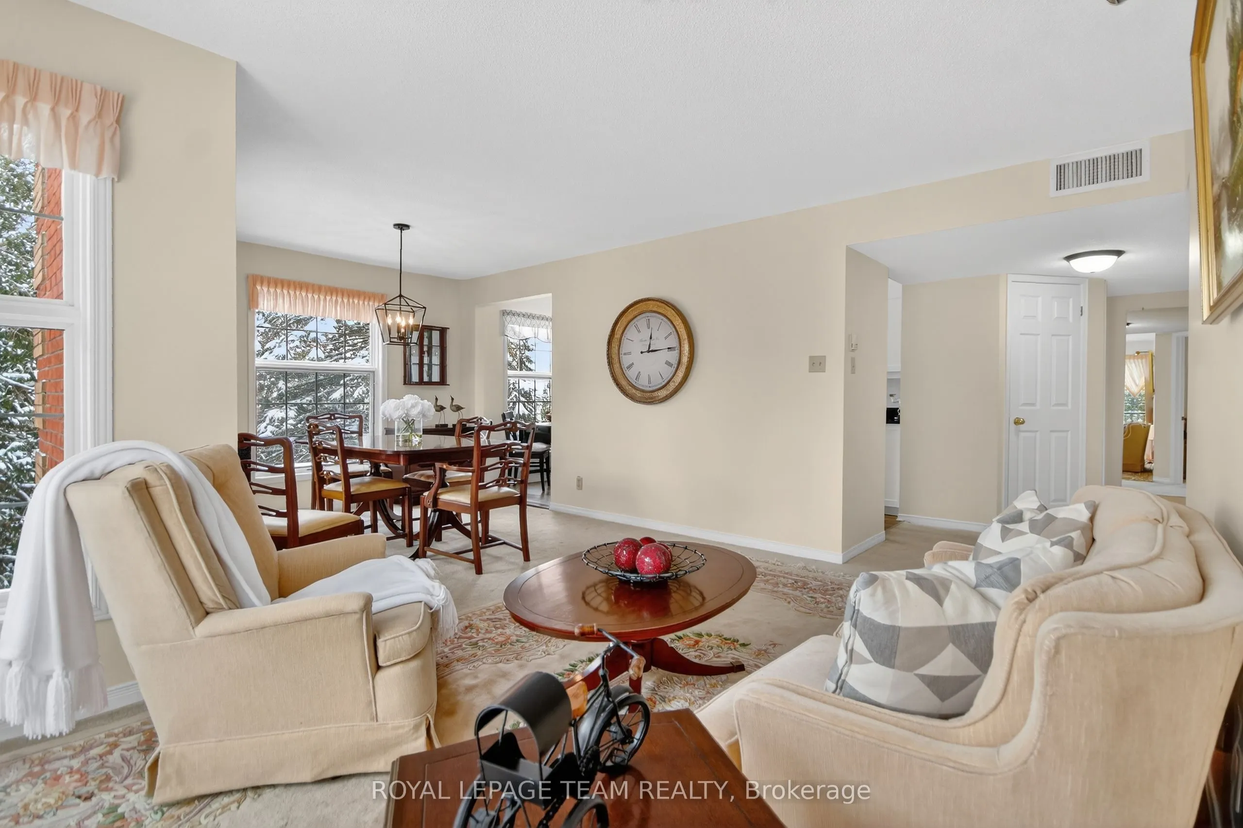 40 Pearl Street #201