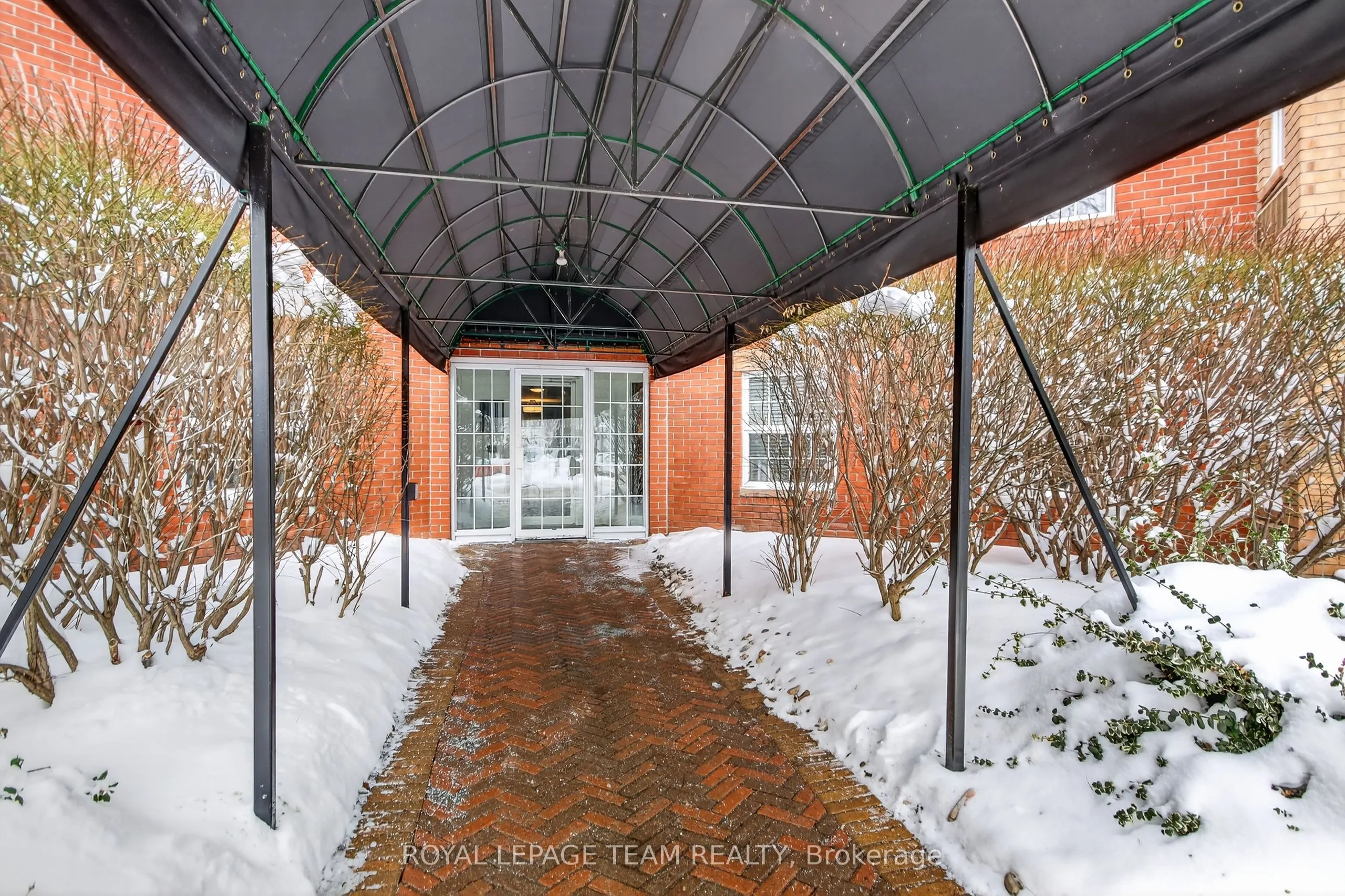 40 Pearl Street #201