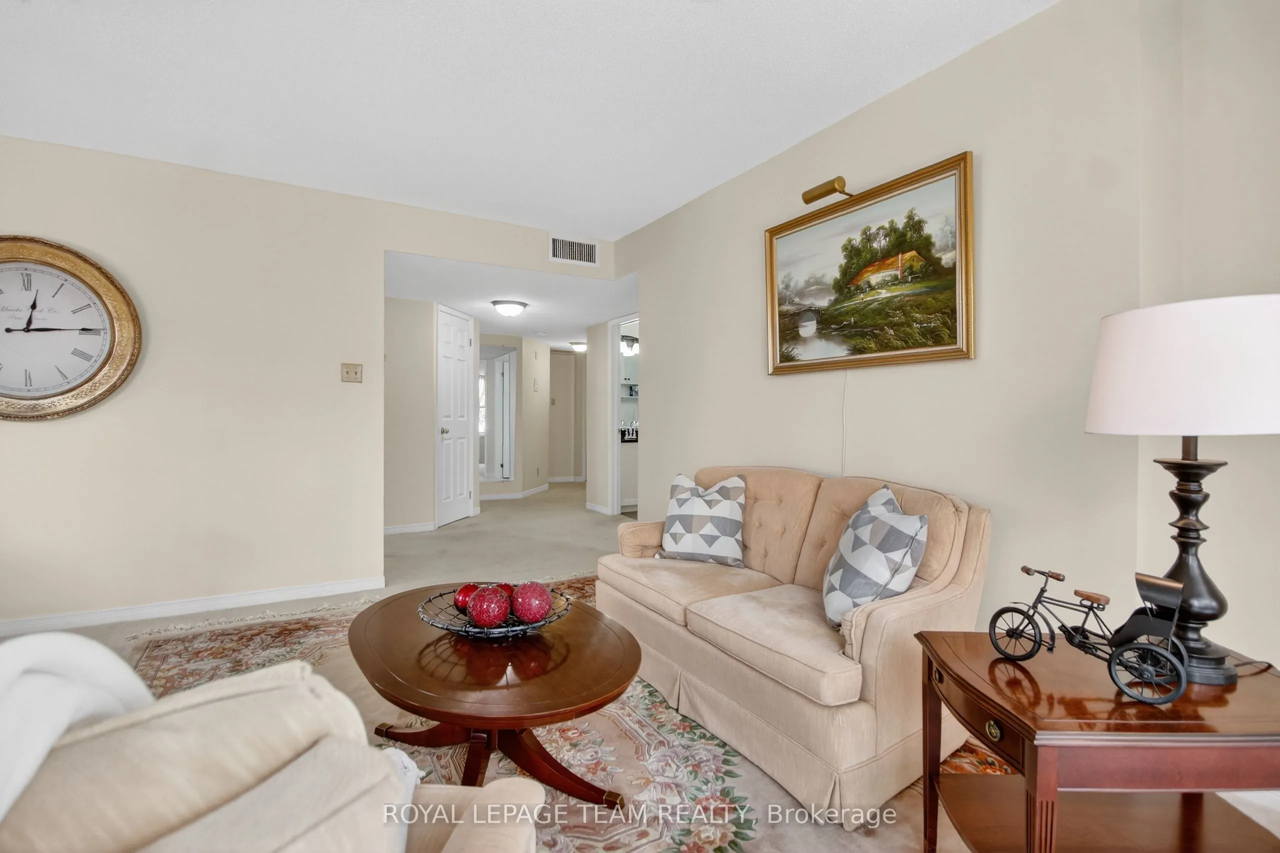 40 Pearl Street #201