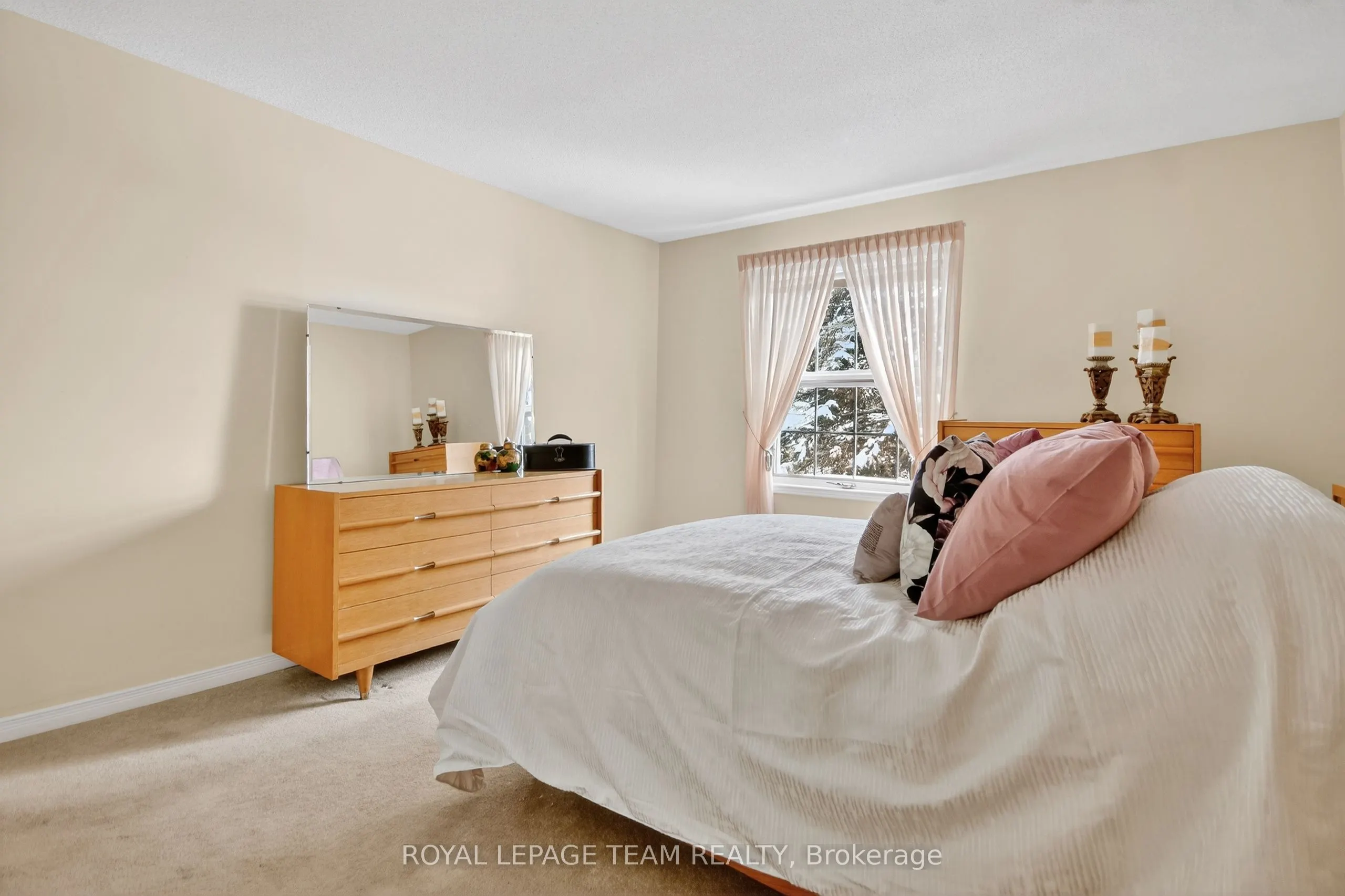 40 Pearl Street #201