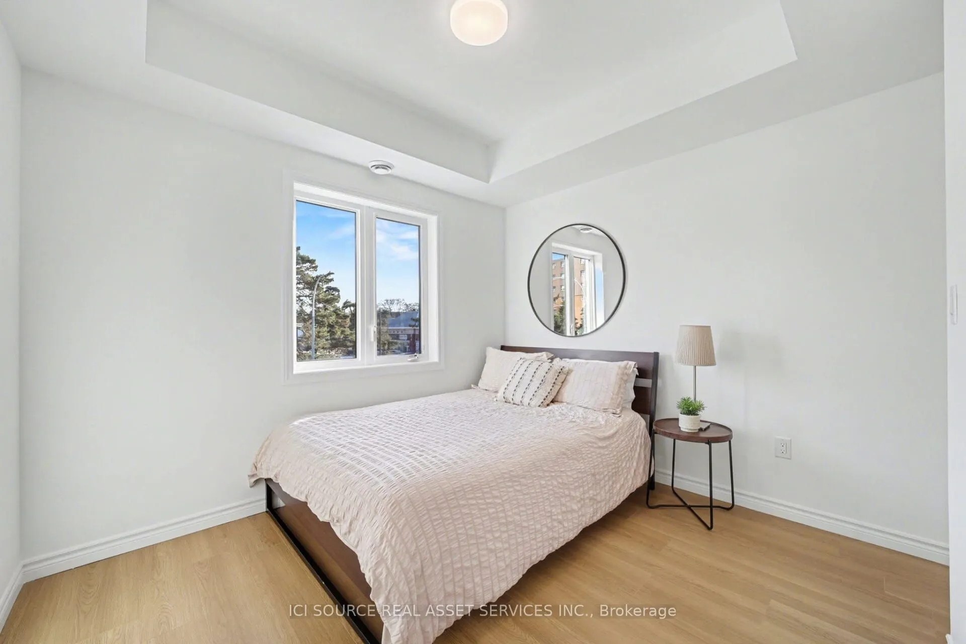 2 Slessor Boulevard #10