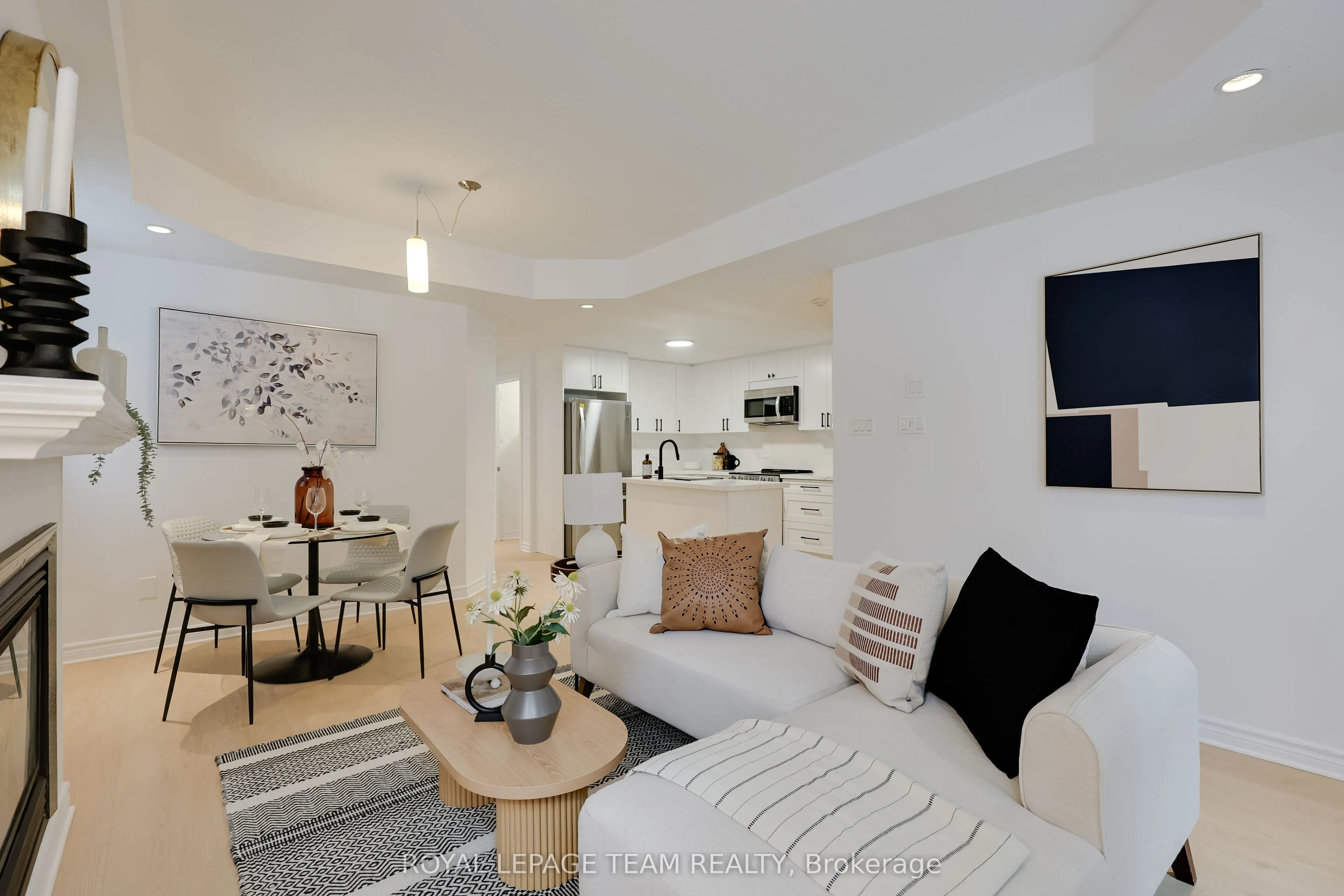 369 Paseo Private #2