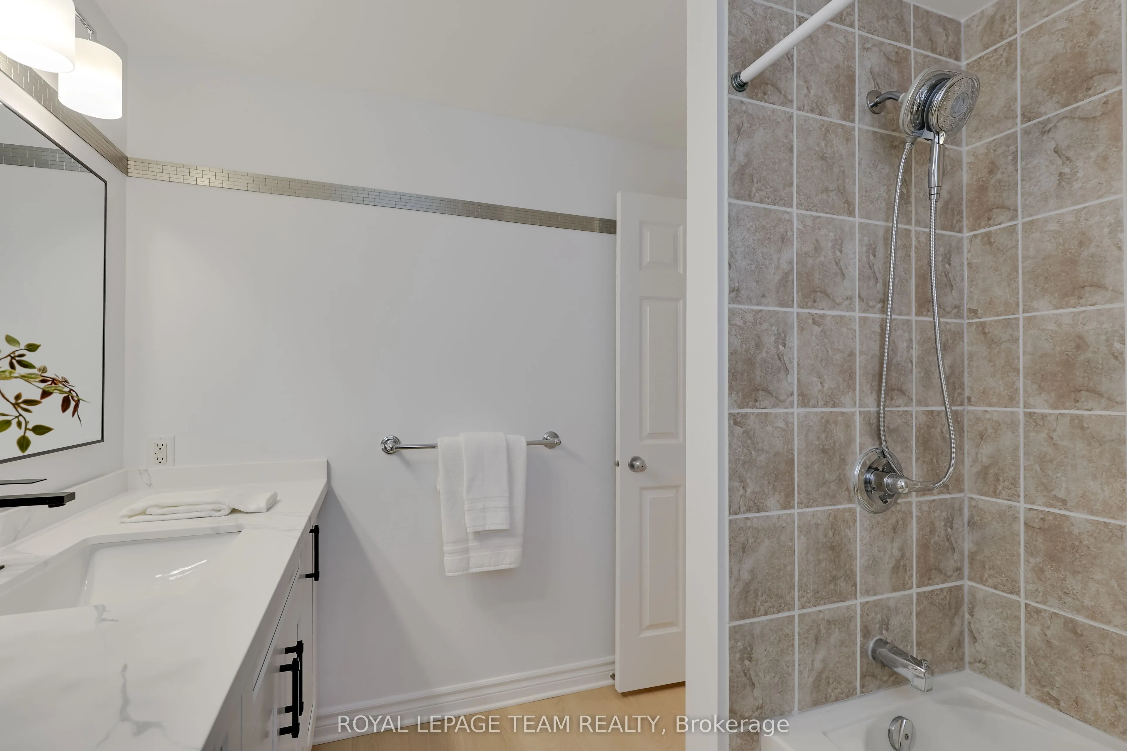 369 Paseo Private #2