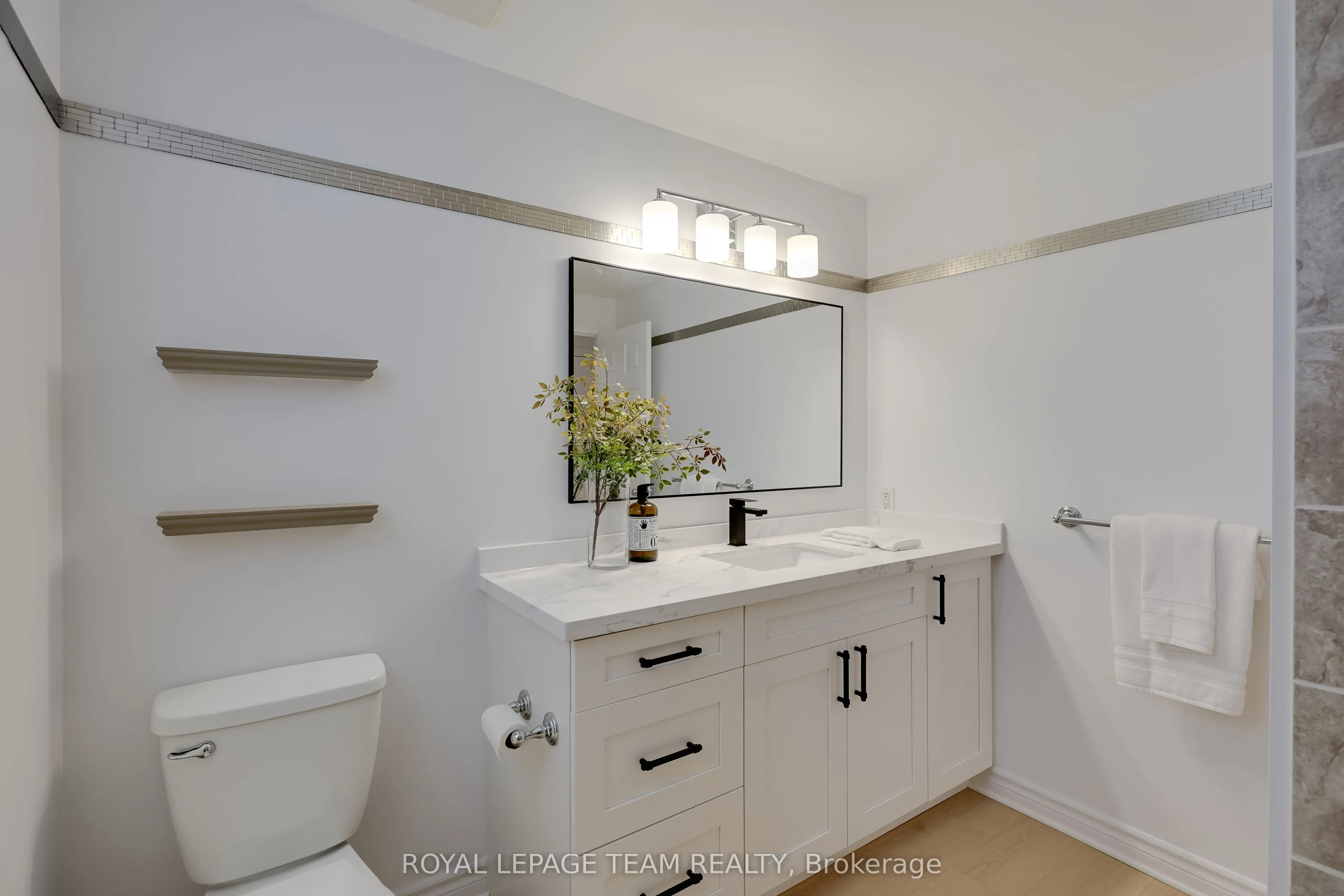 369 Paseo Private #2