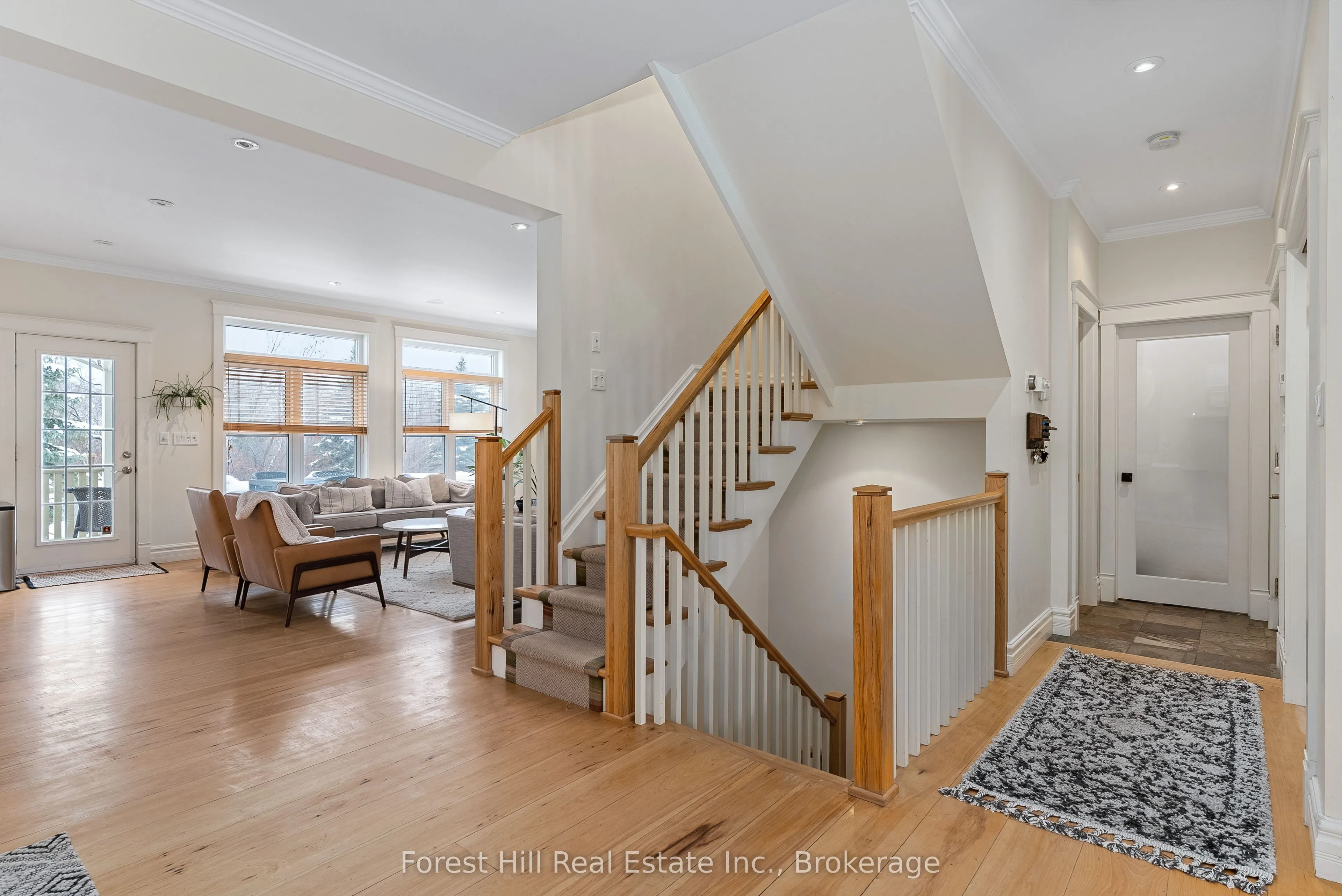 156 Snowbridge Way
