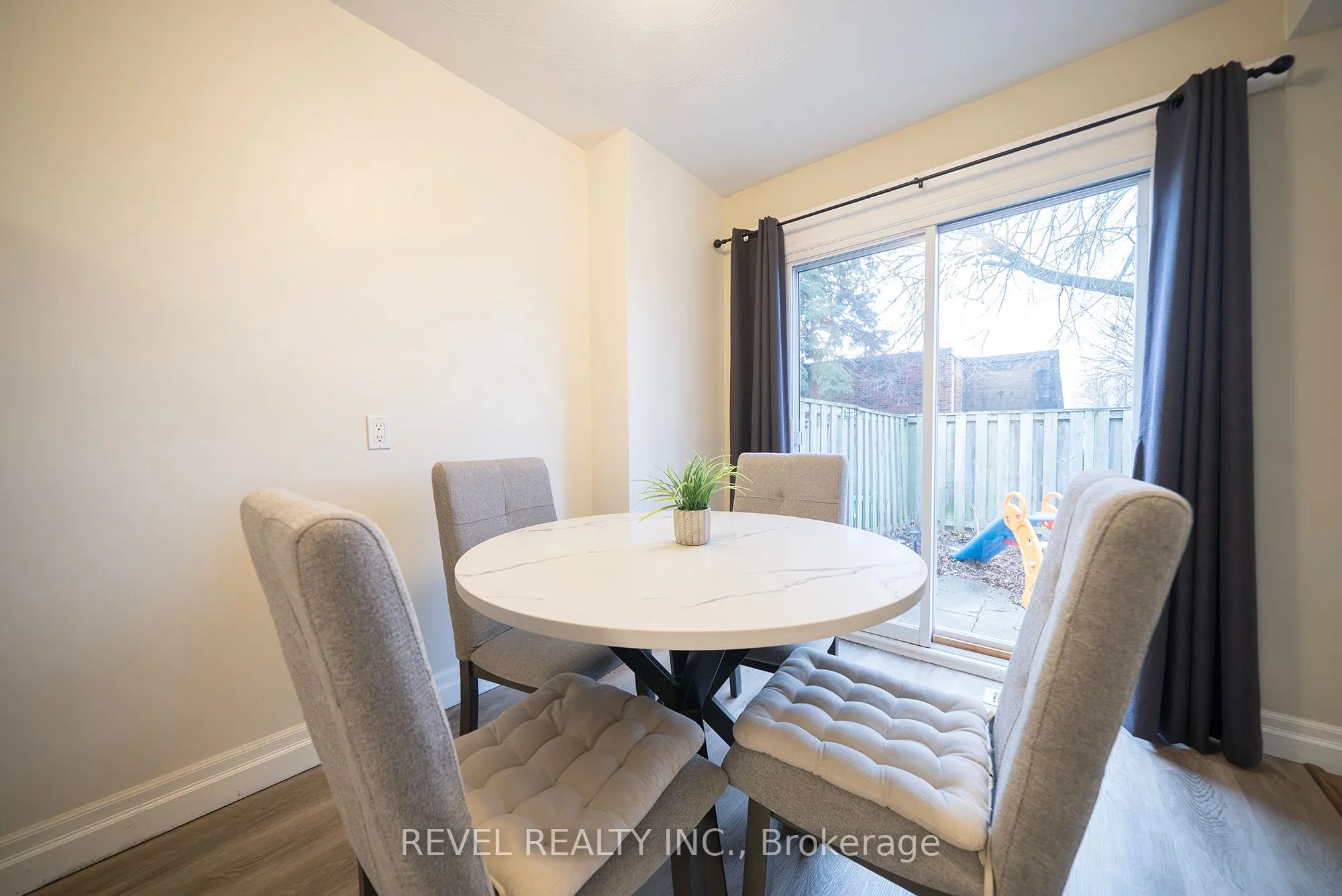 273 Elgin Street #41