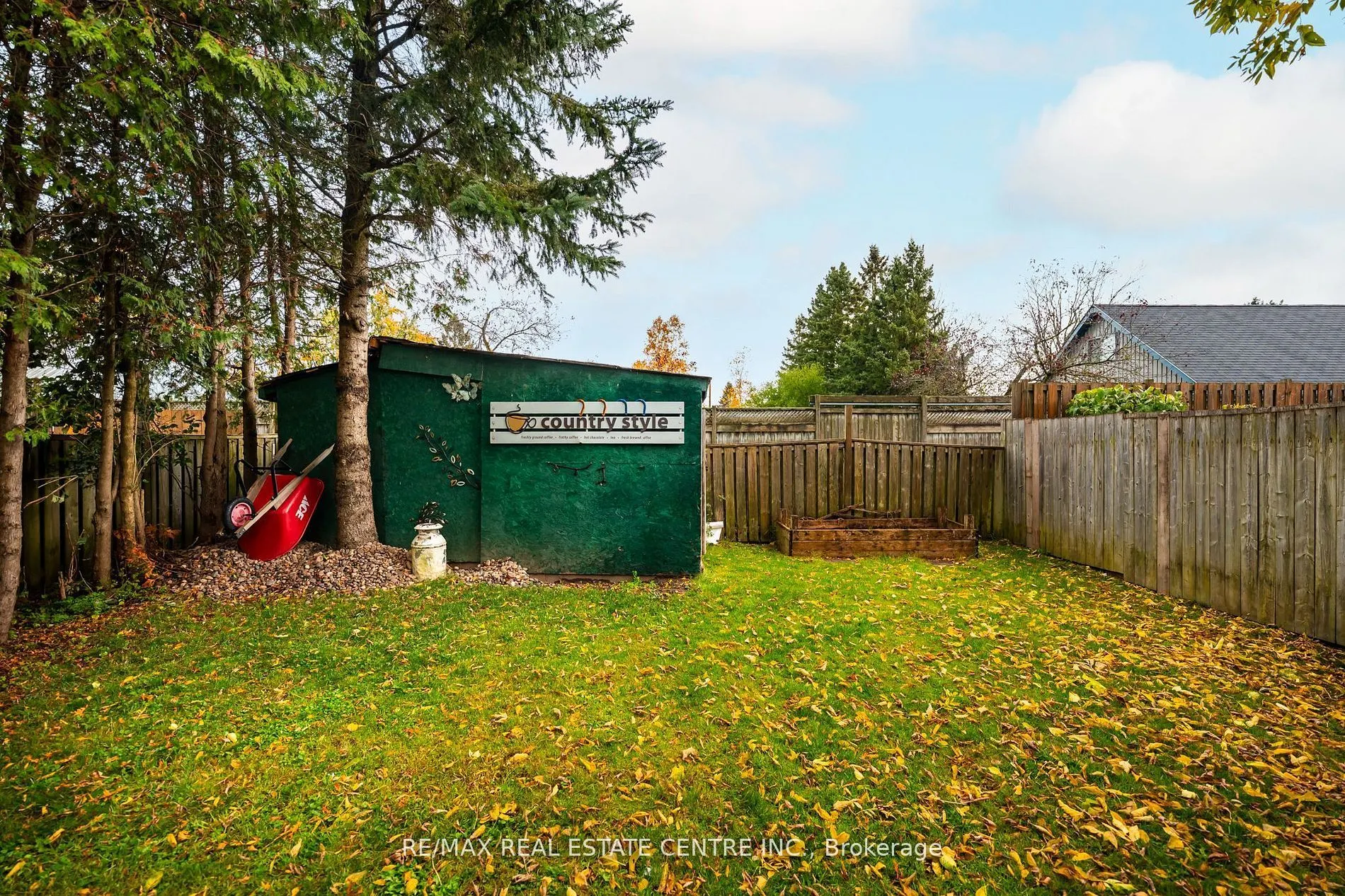 121 Proton Street N