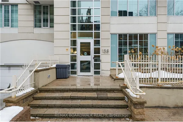 138 Somerset Street W #908