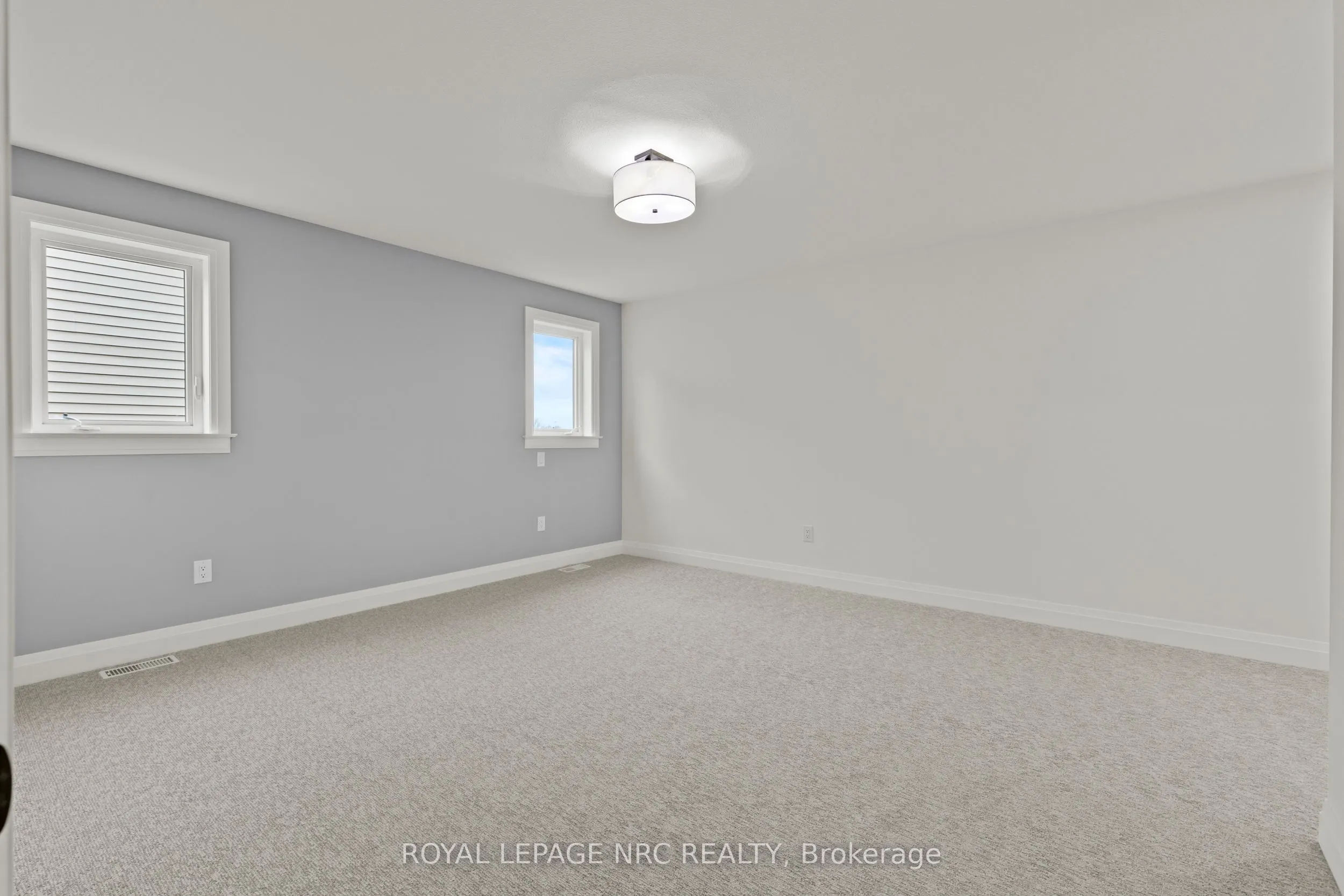 4705 Lee Avenue