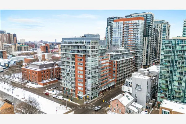 180 York Street #903