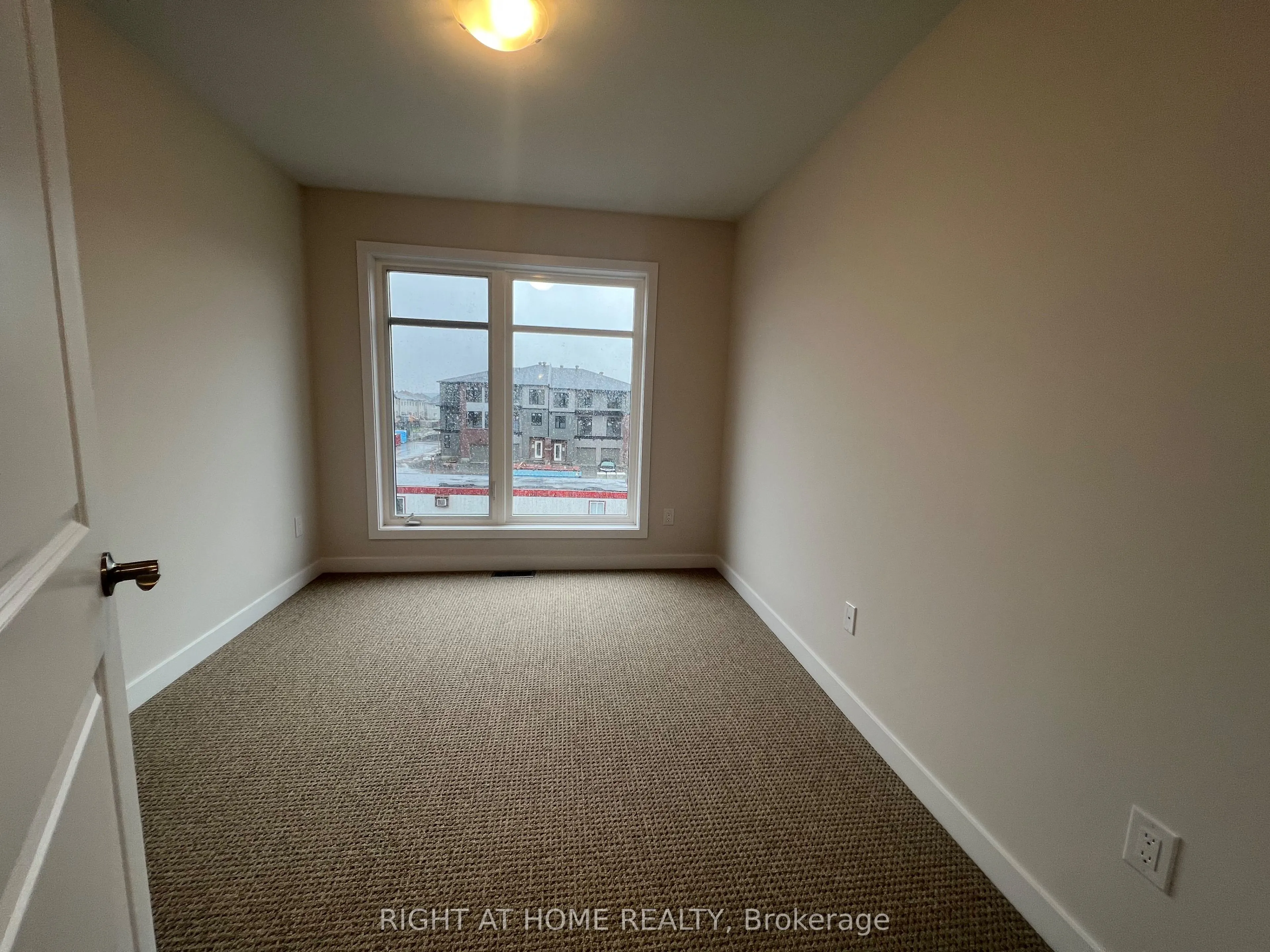204 Tussock Private