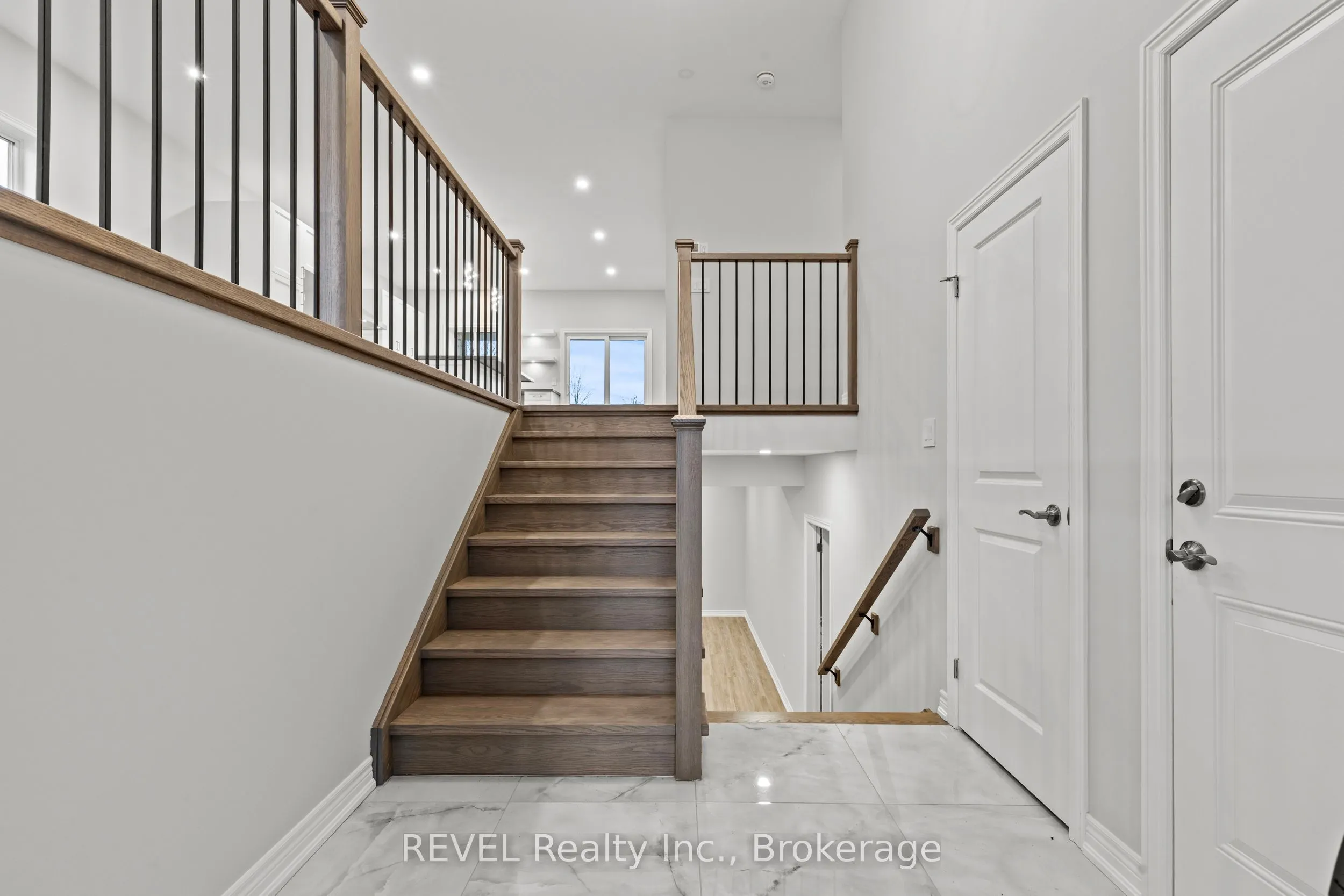 735 Dominion Road