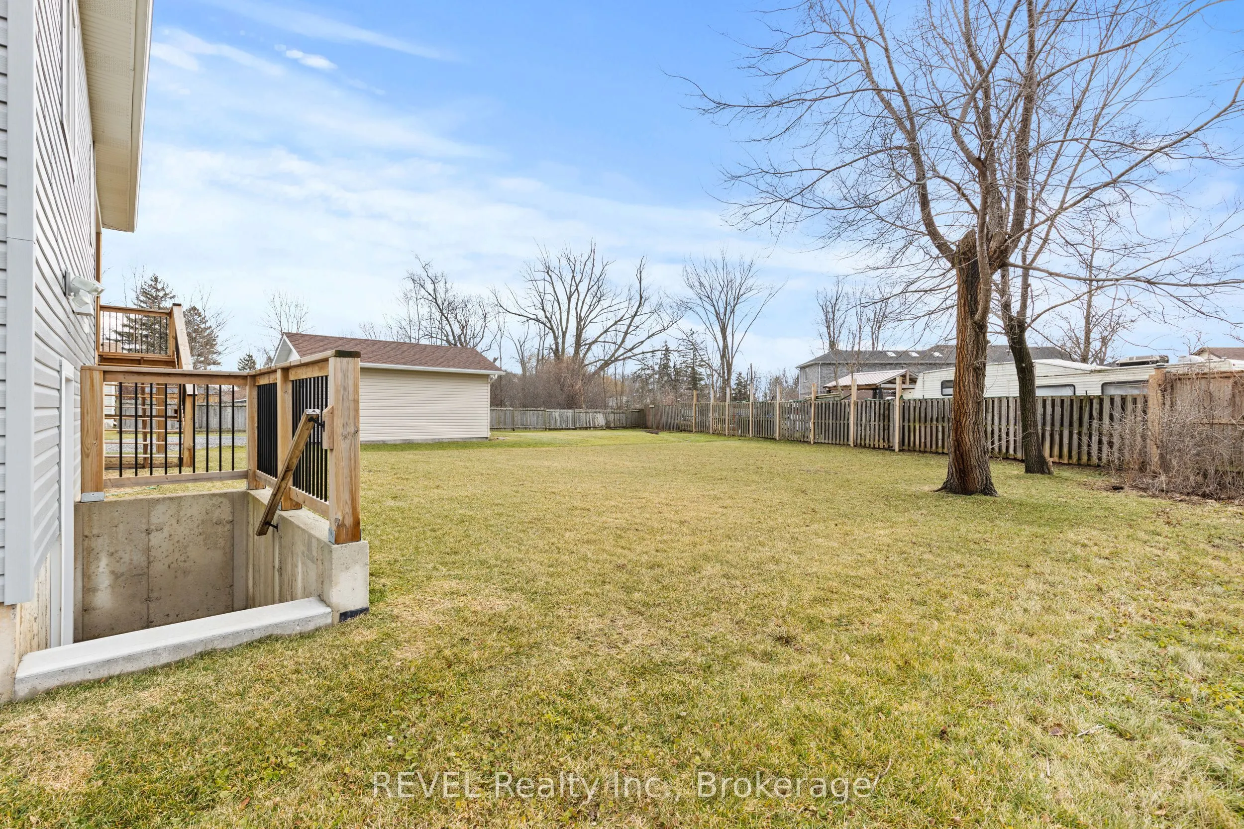 735 Dominion Road
