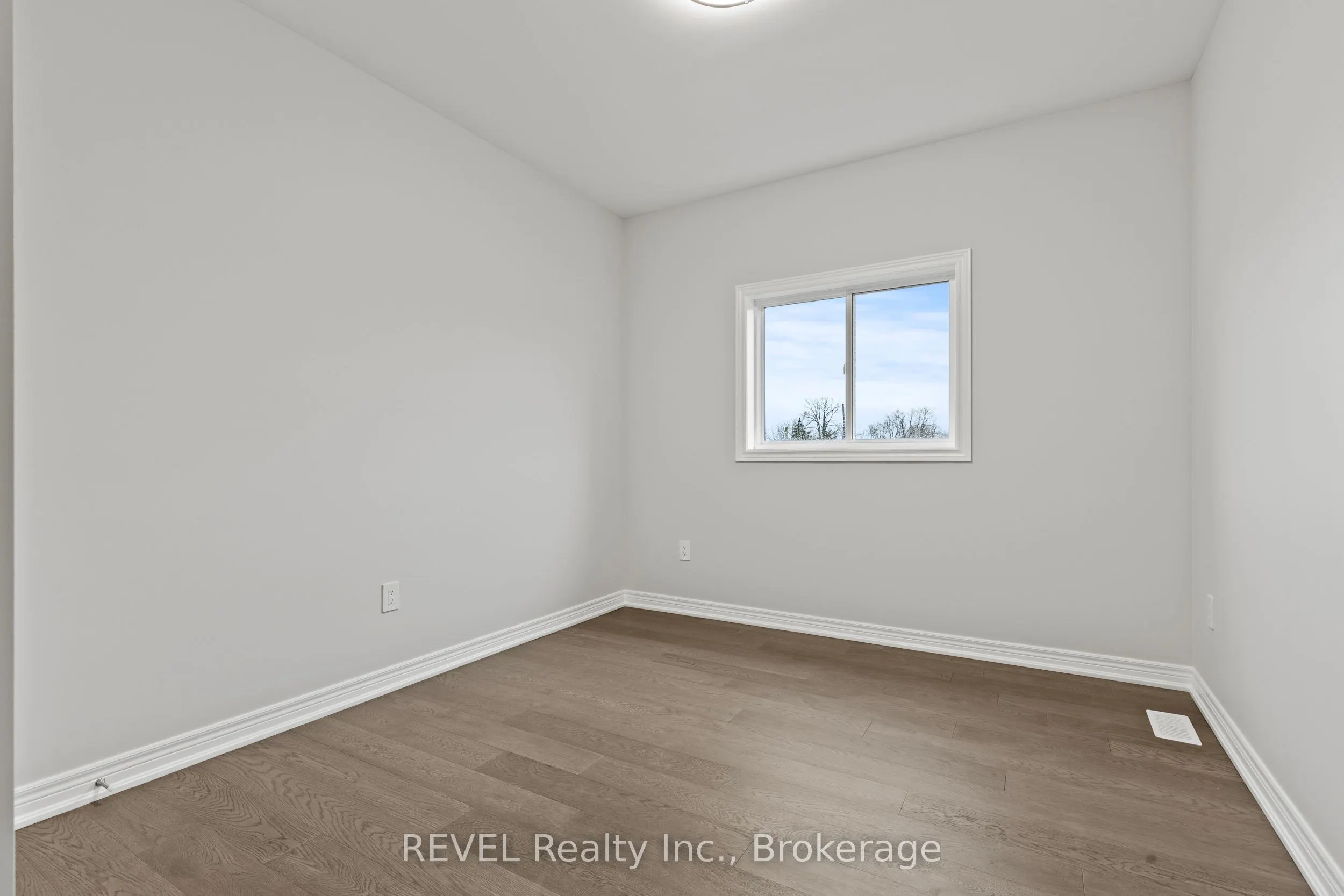 735 Dominion Road