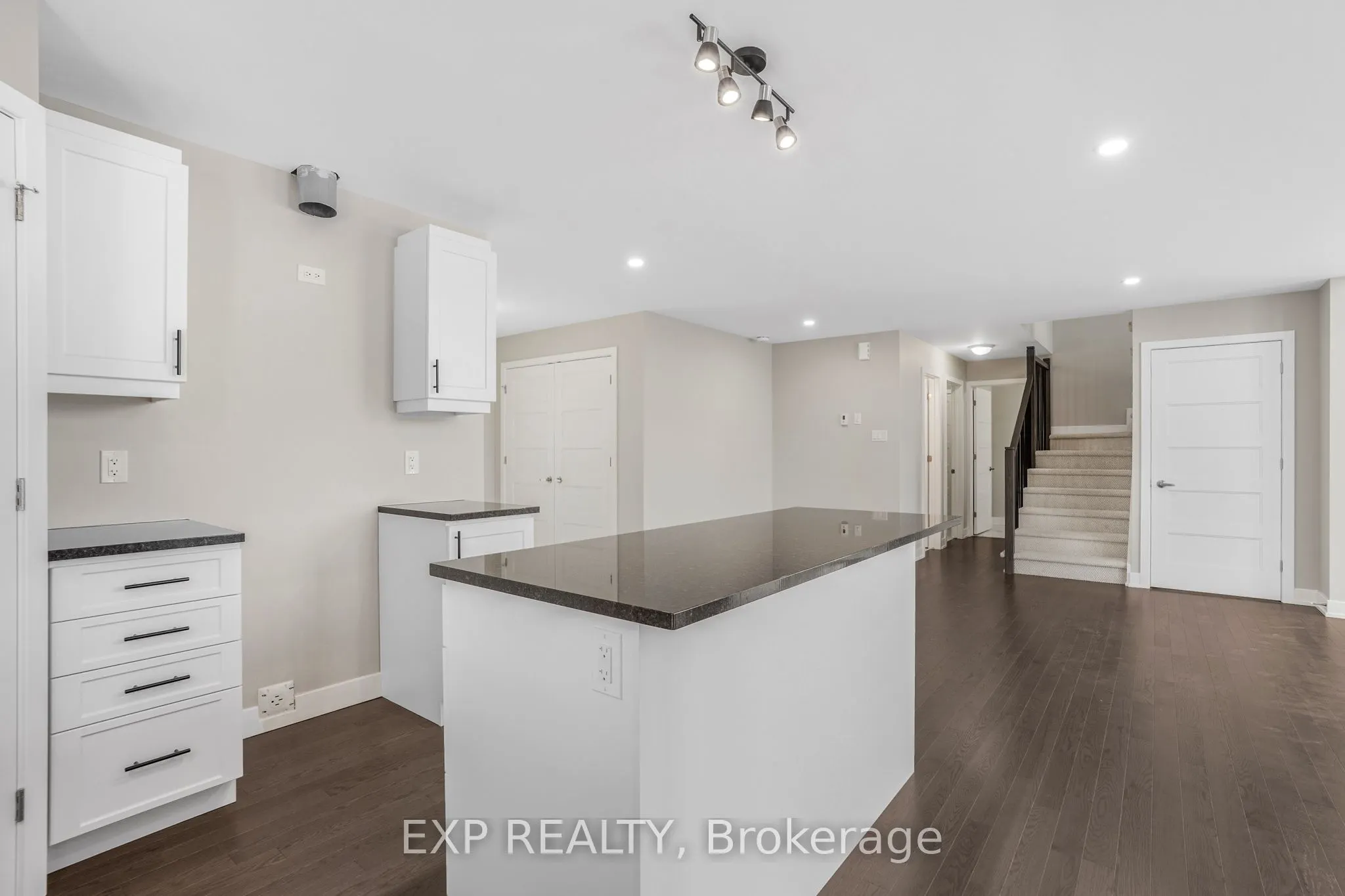 63 Chateauguay Street