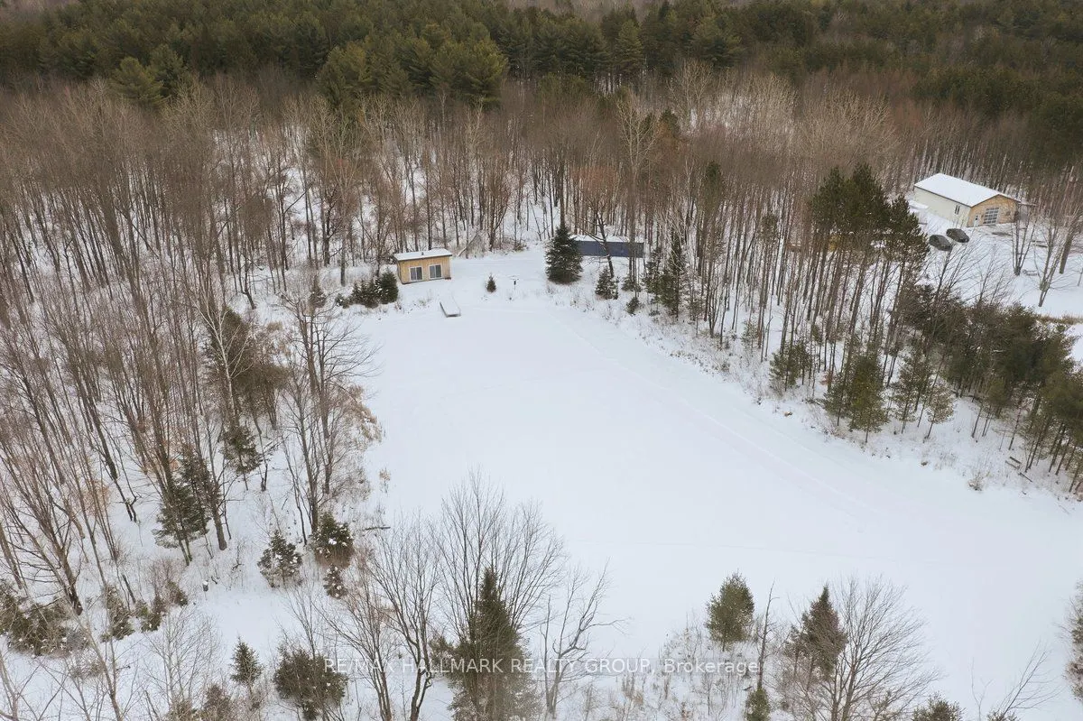 1720 Des Pins Road