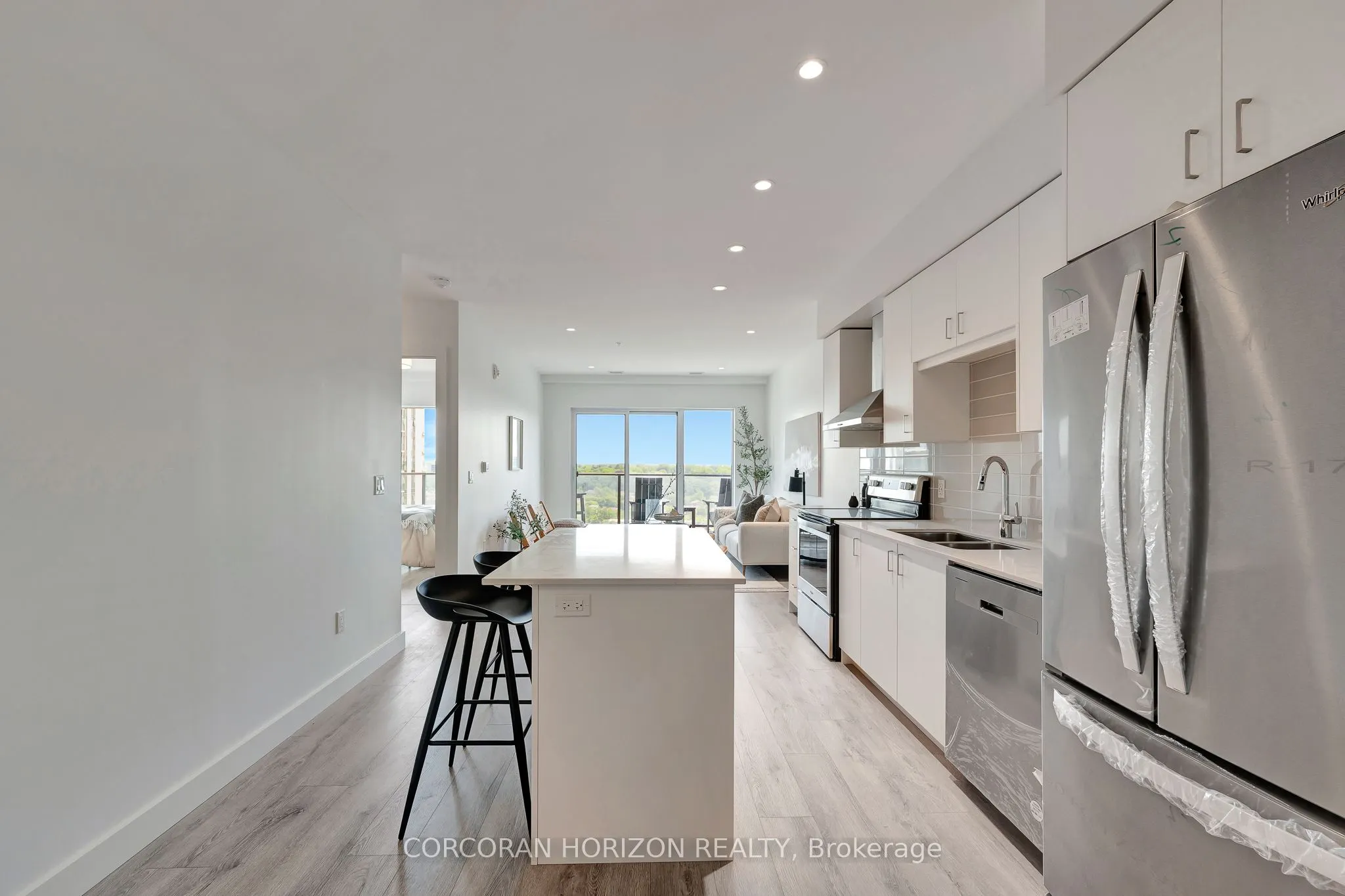 15 Glebe Street #1511