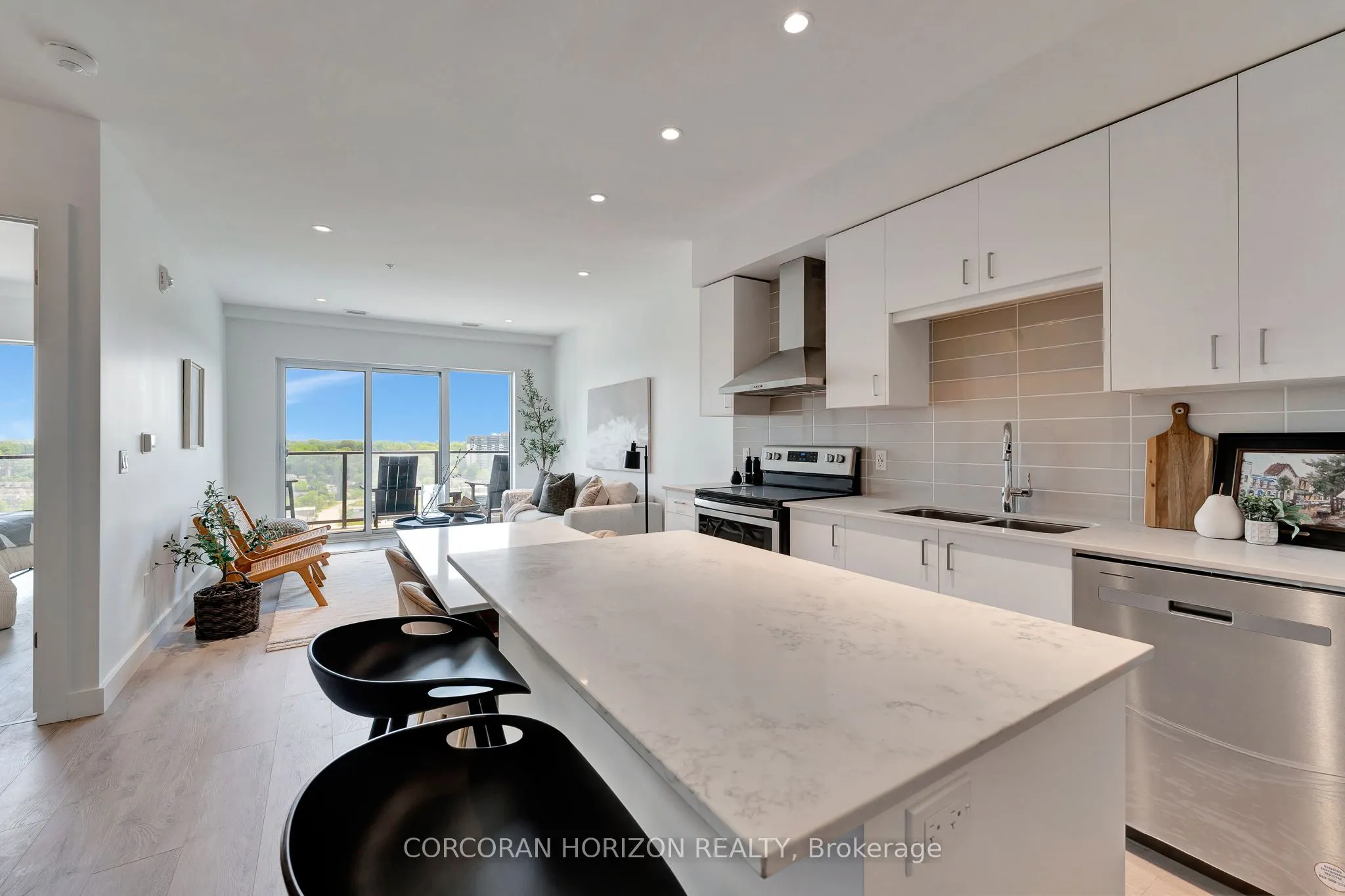 15 Glebe Street #1511