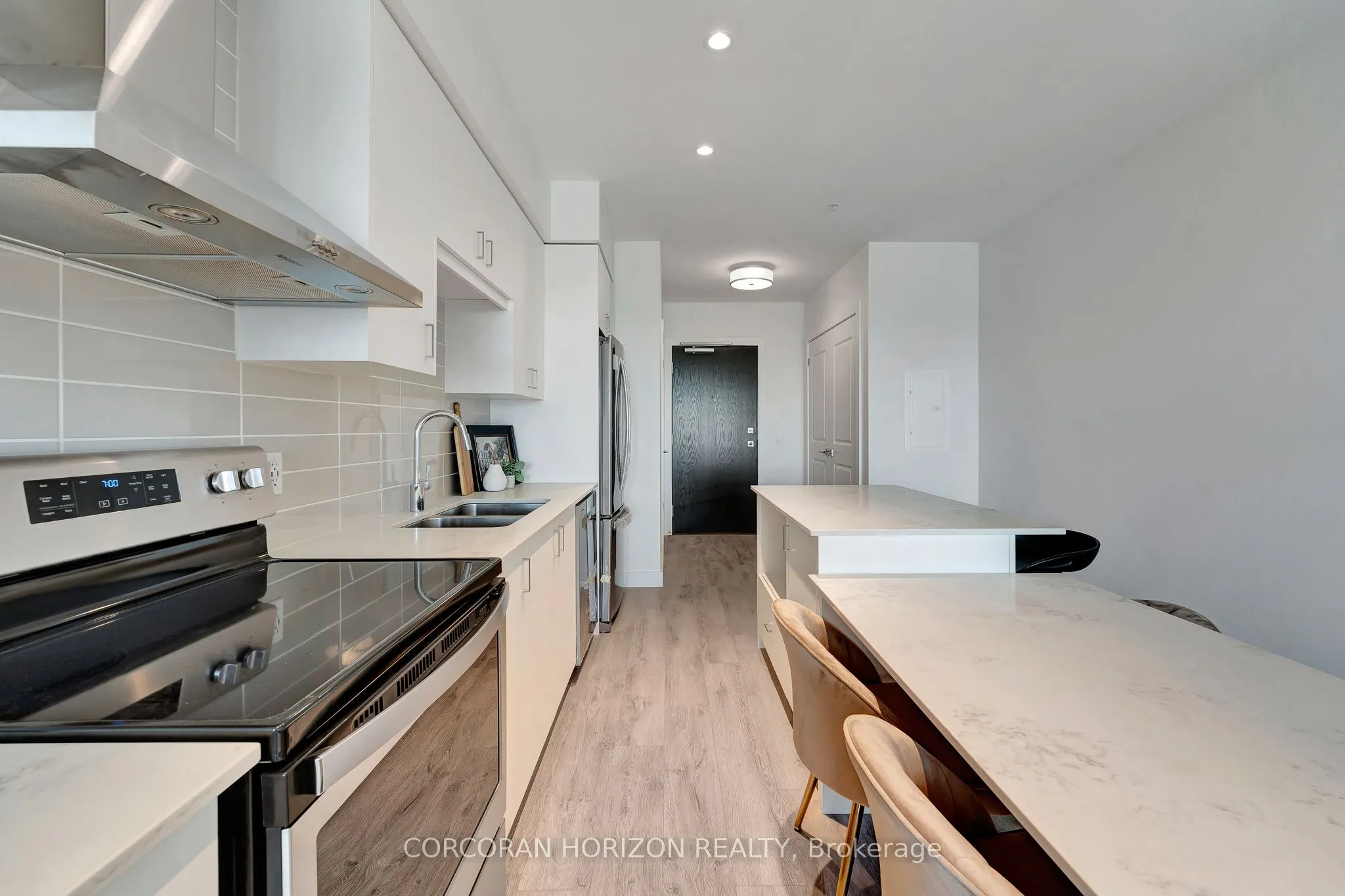 15 Glebe Street #1511