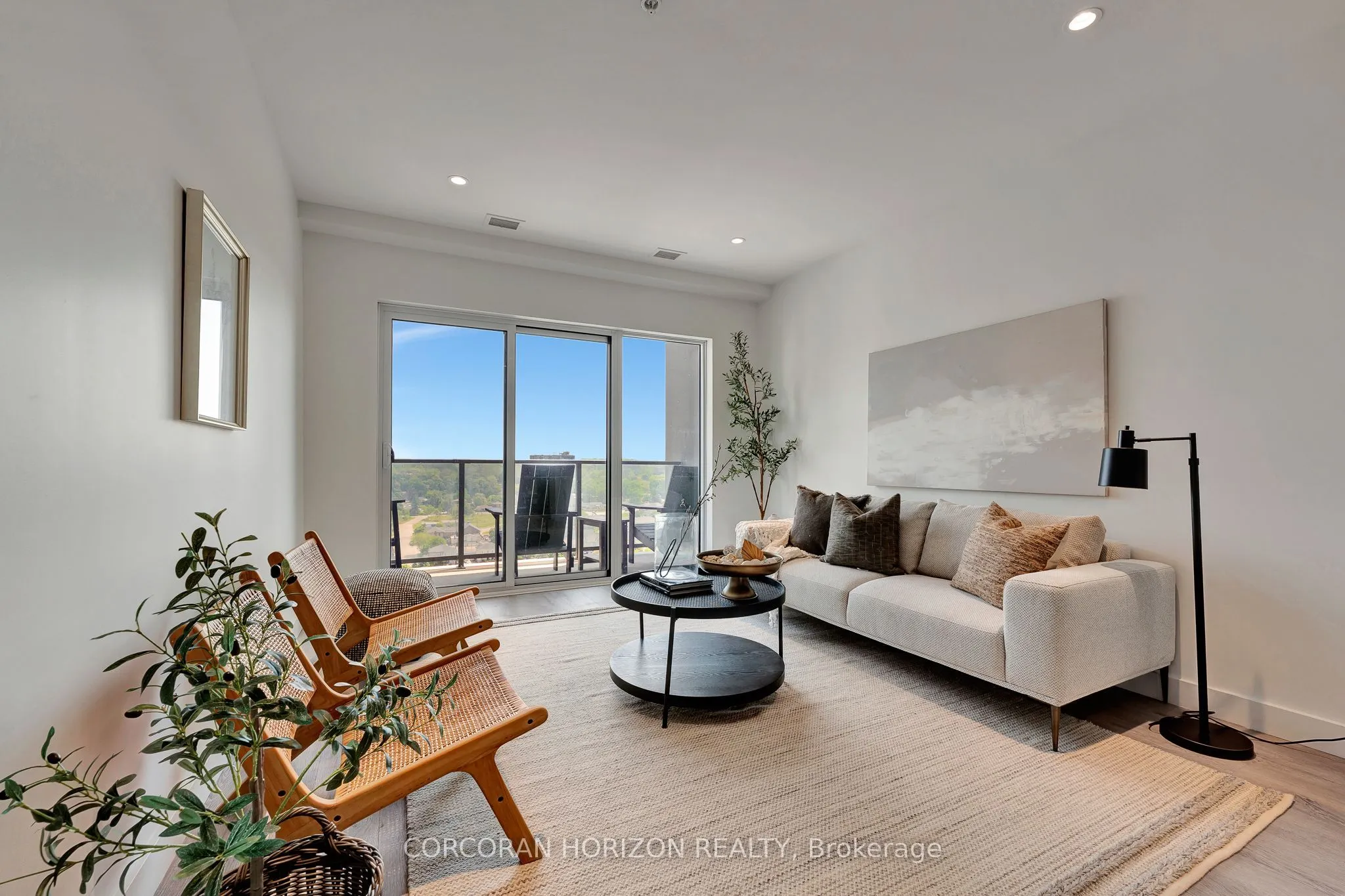 15 Glebe Street #1511