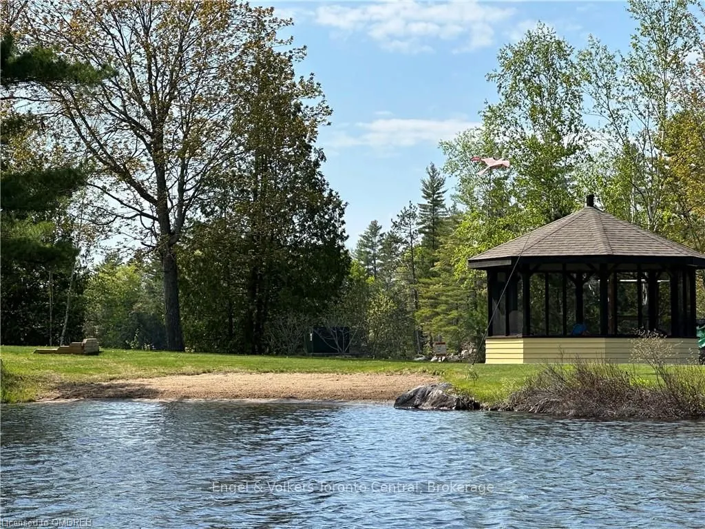 1579 ANSTRUTHER LAKE Road #20