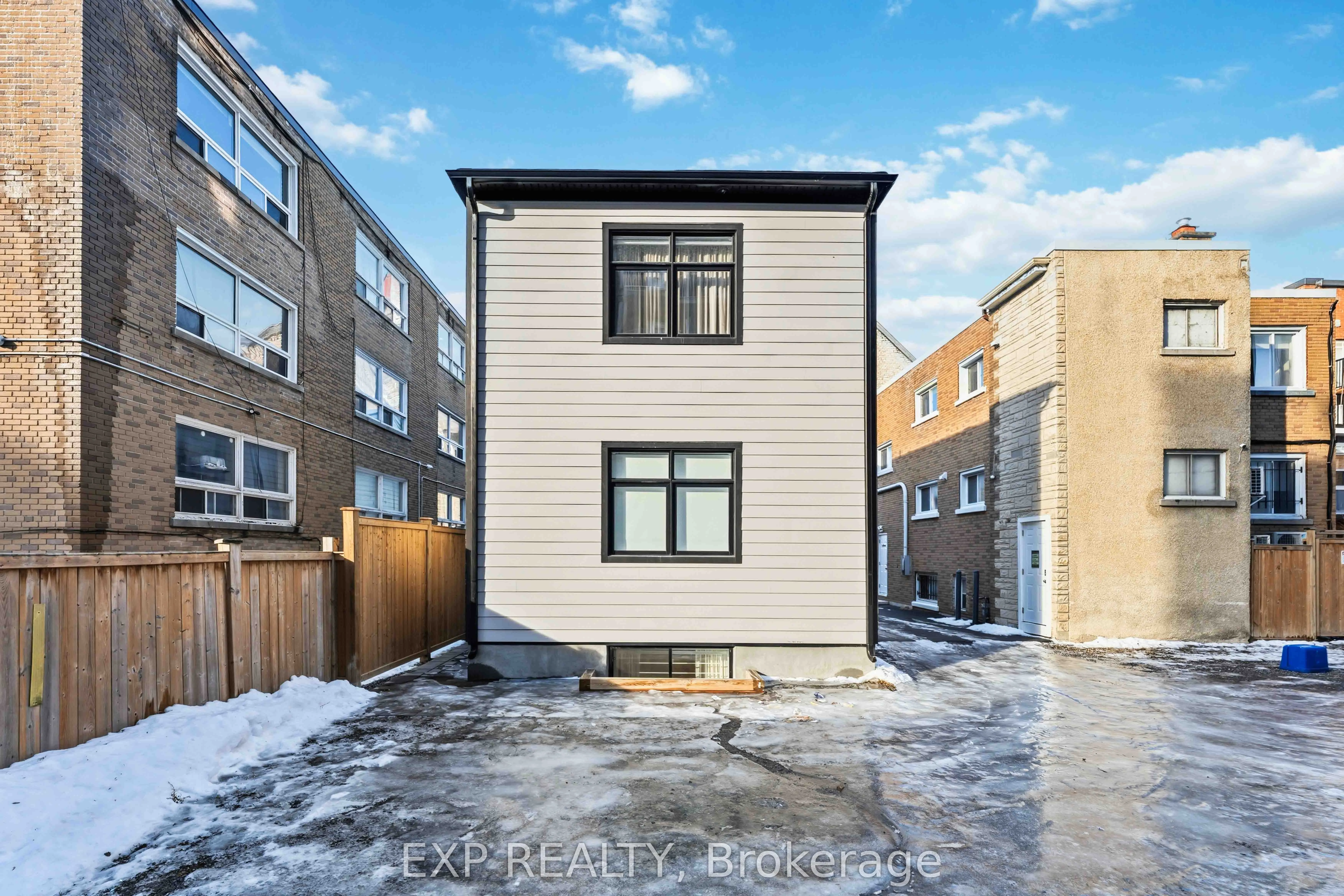 182 Murray Street