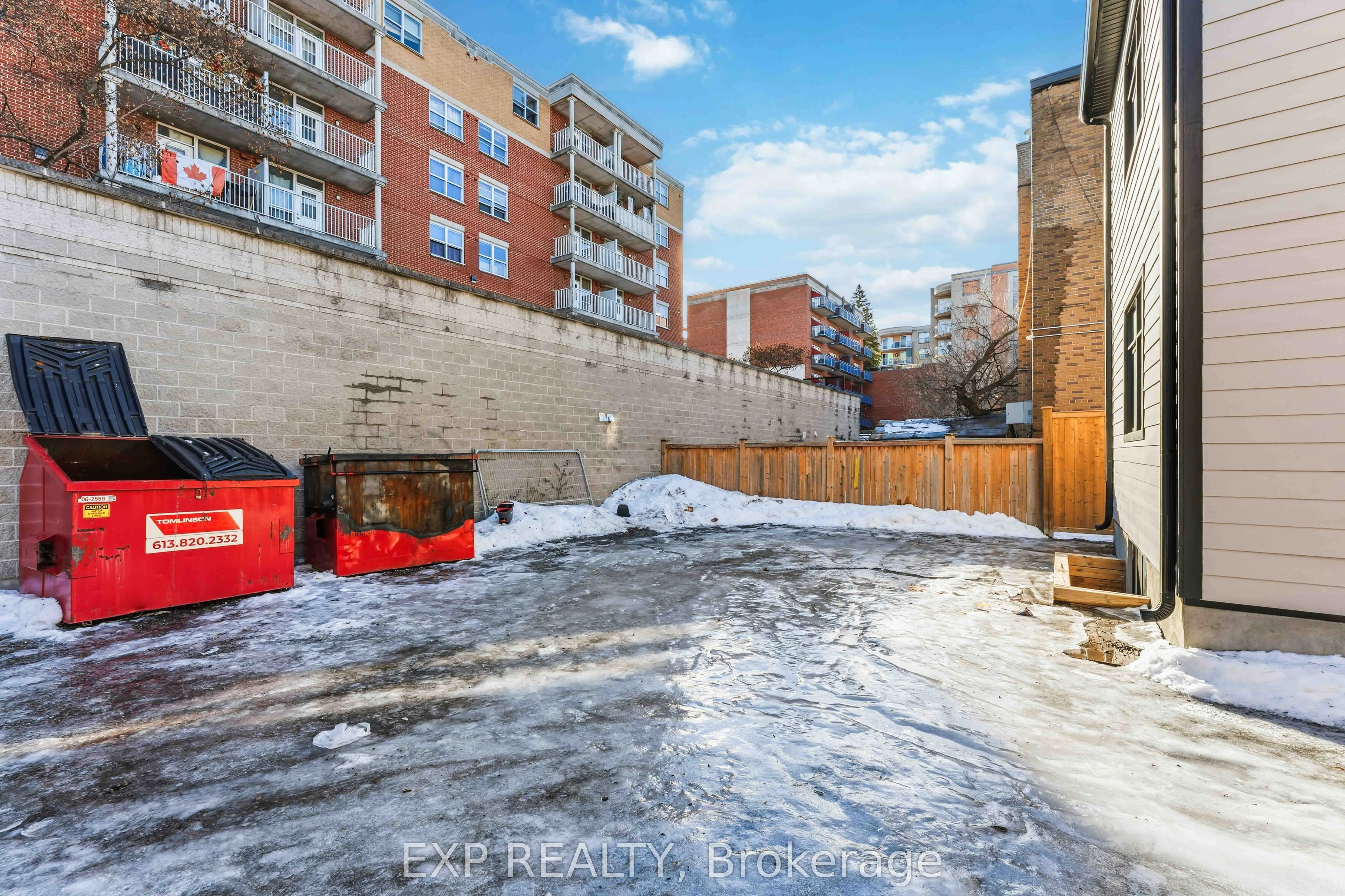 182 Murray Street