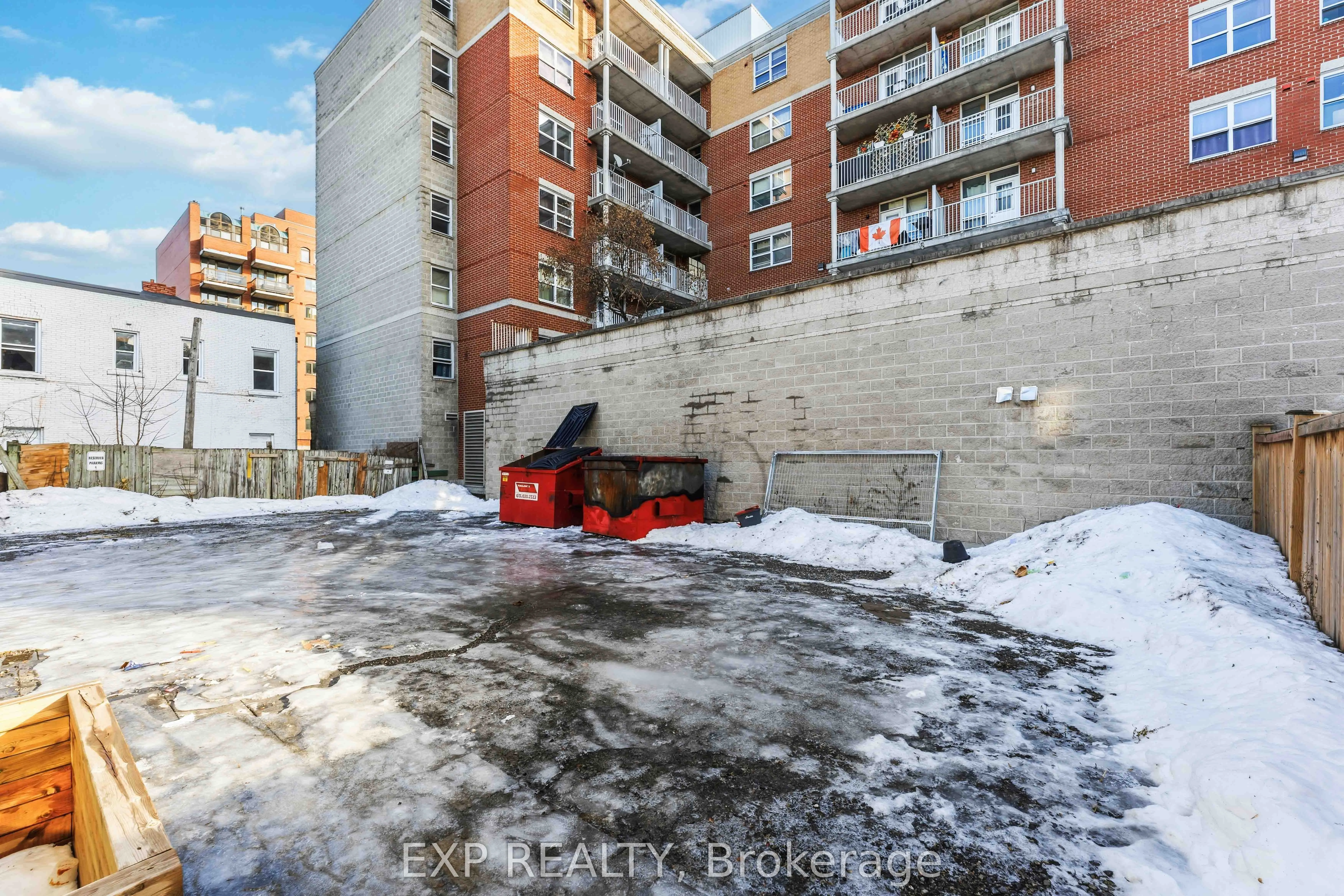 182 Murray Street