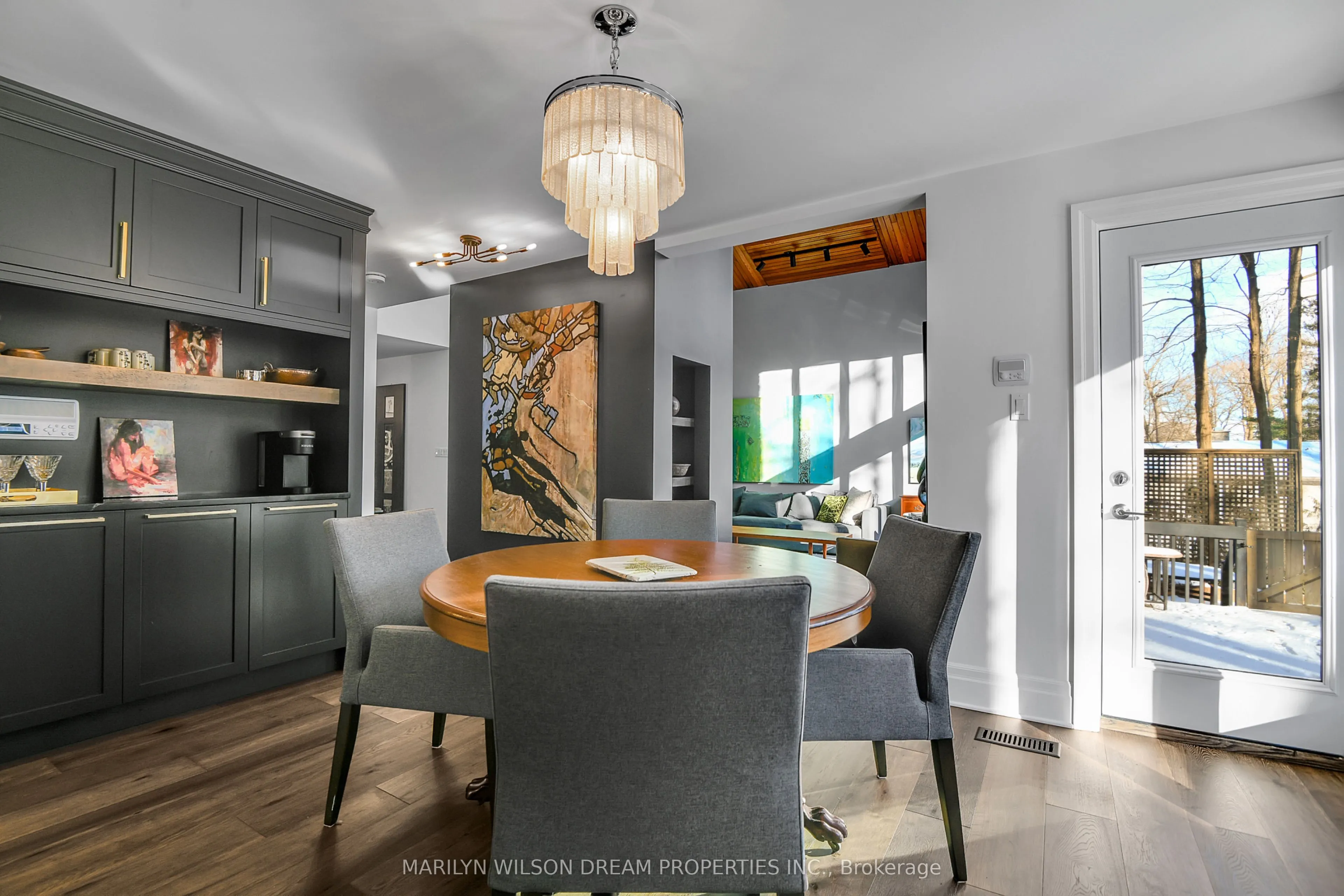 11 Burrows Road