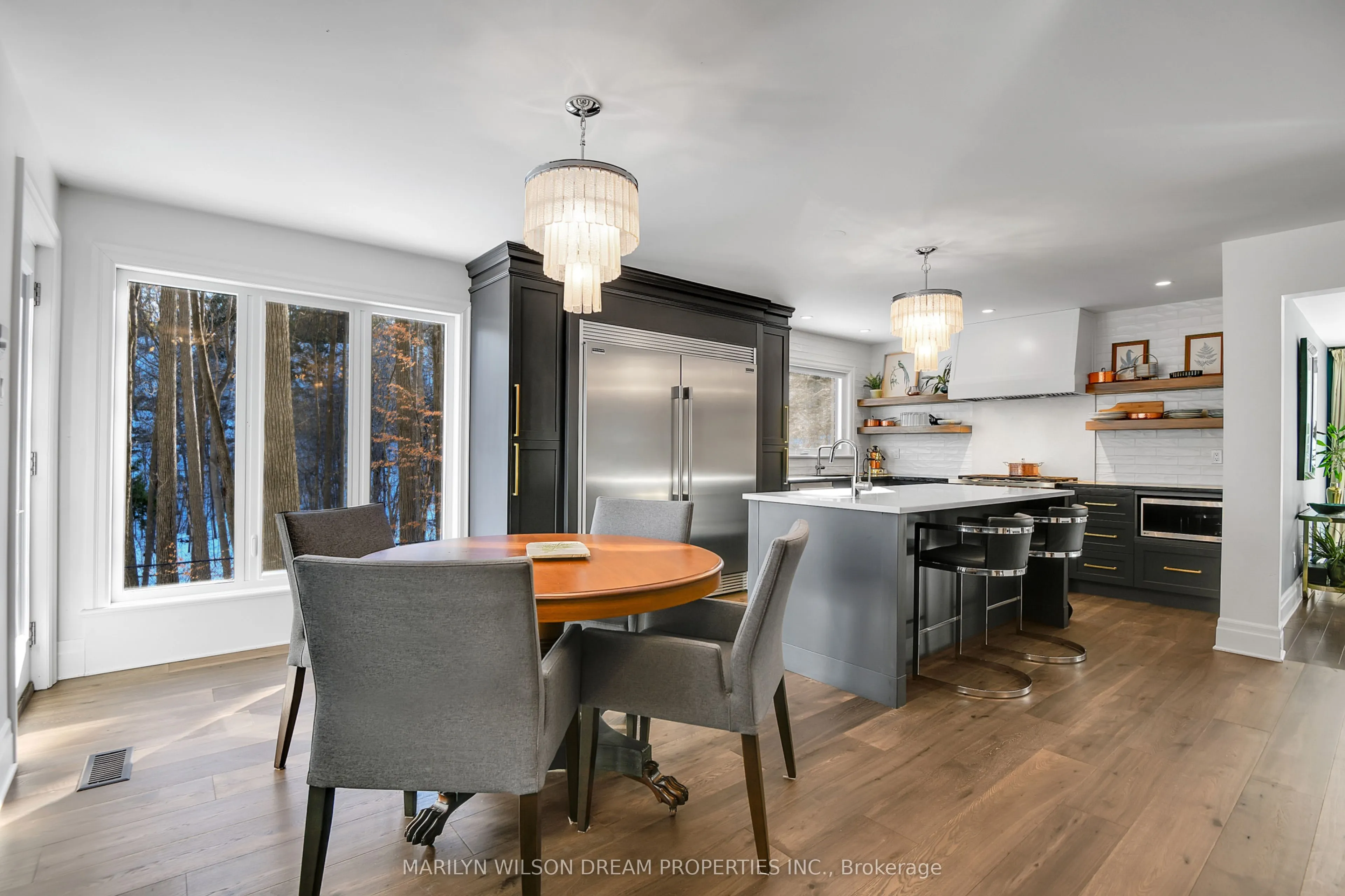 11 Burrows Road