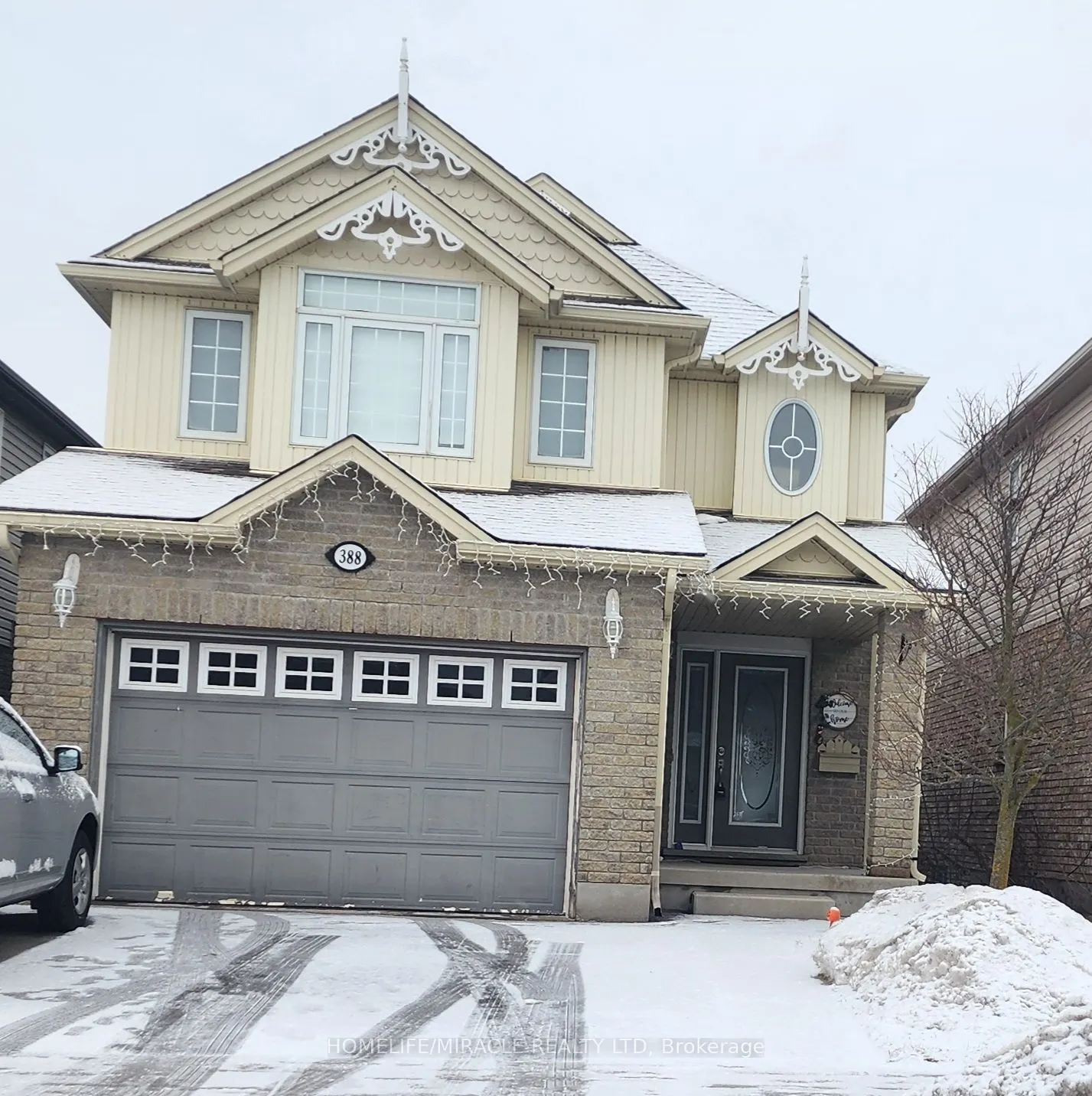 388 Thomas Slee Drive