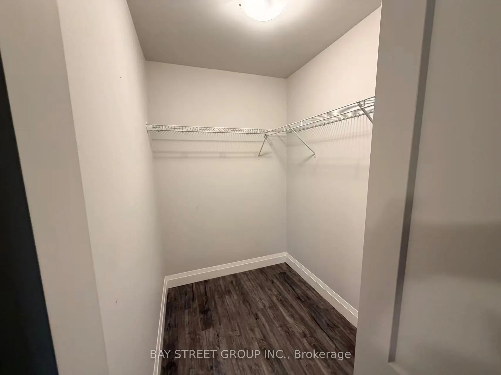 5698 MAIN Street #814